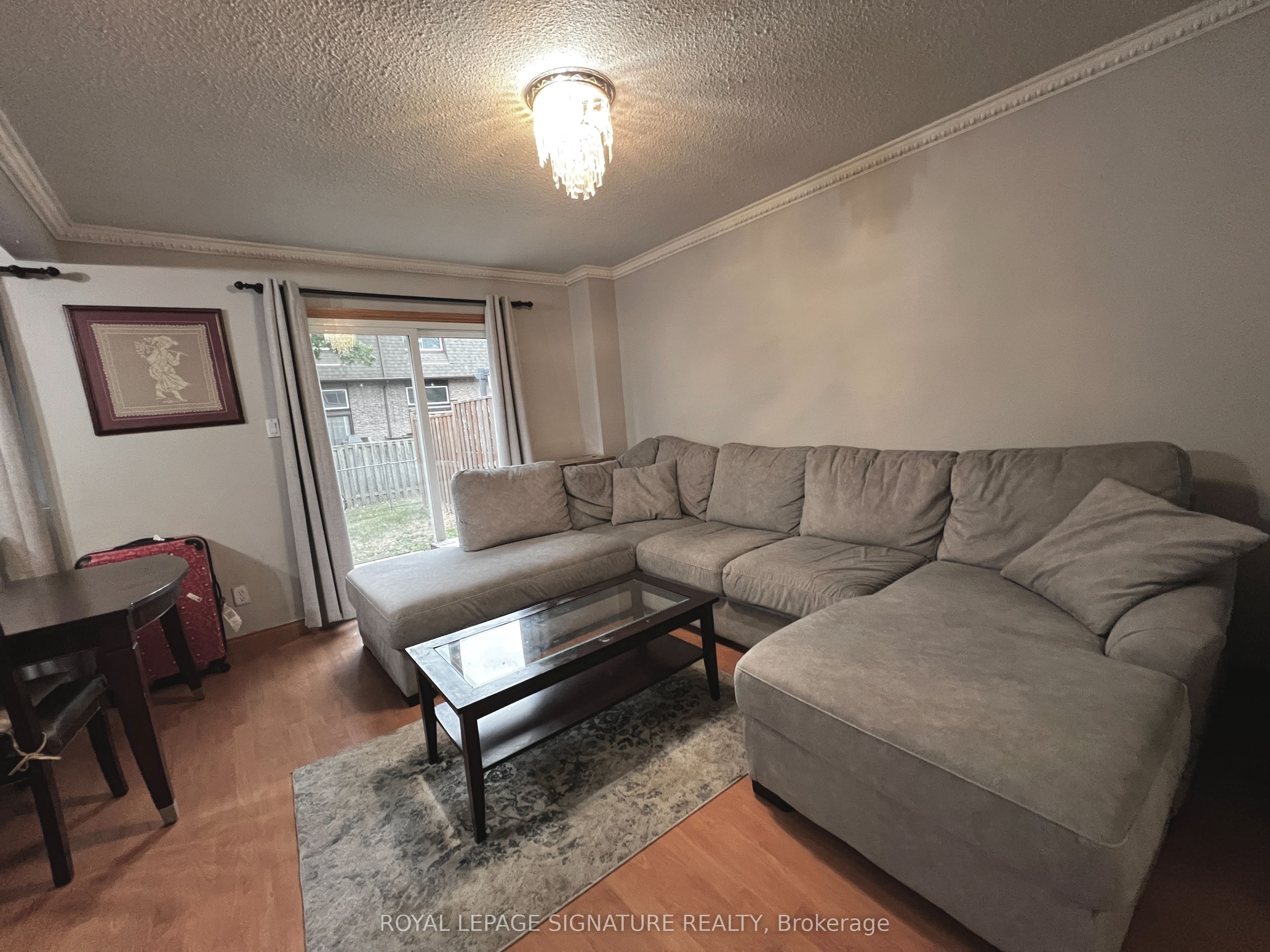 2301 Derry Road W 33