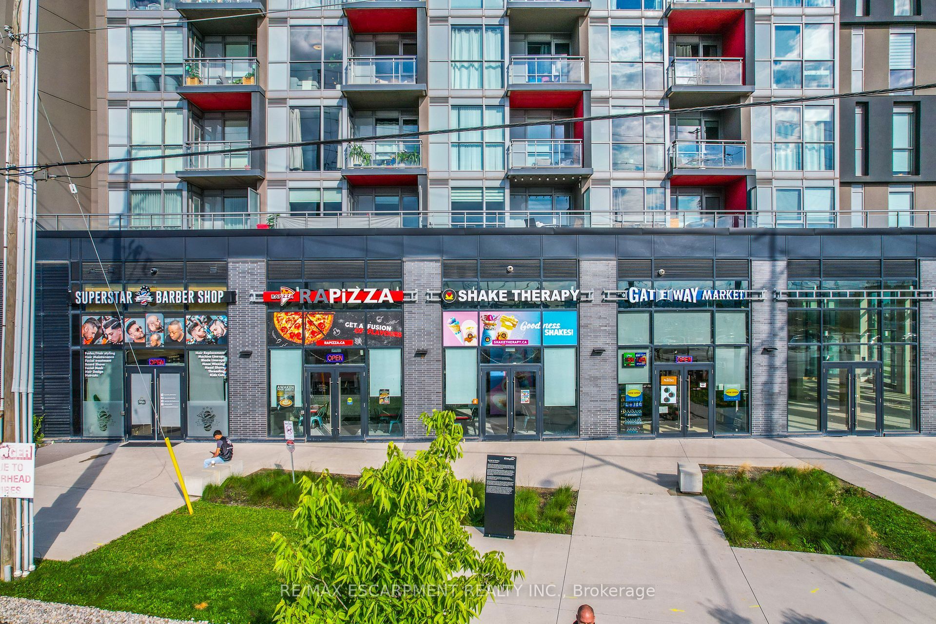 5230 DUNDAS Street 527