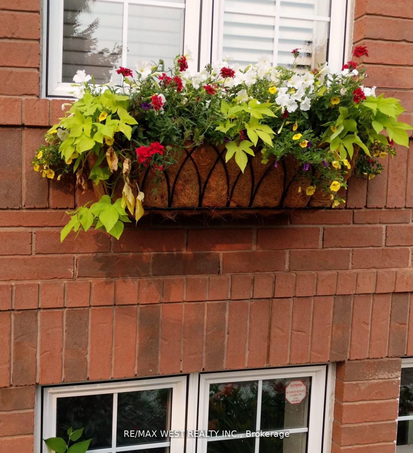 2223 Lapsley Crescent