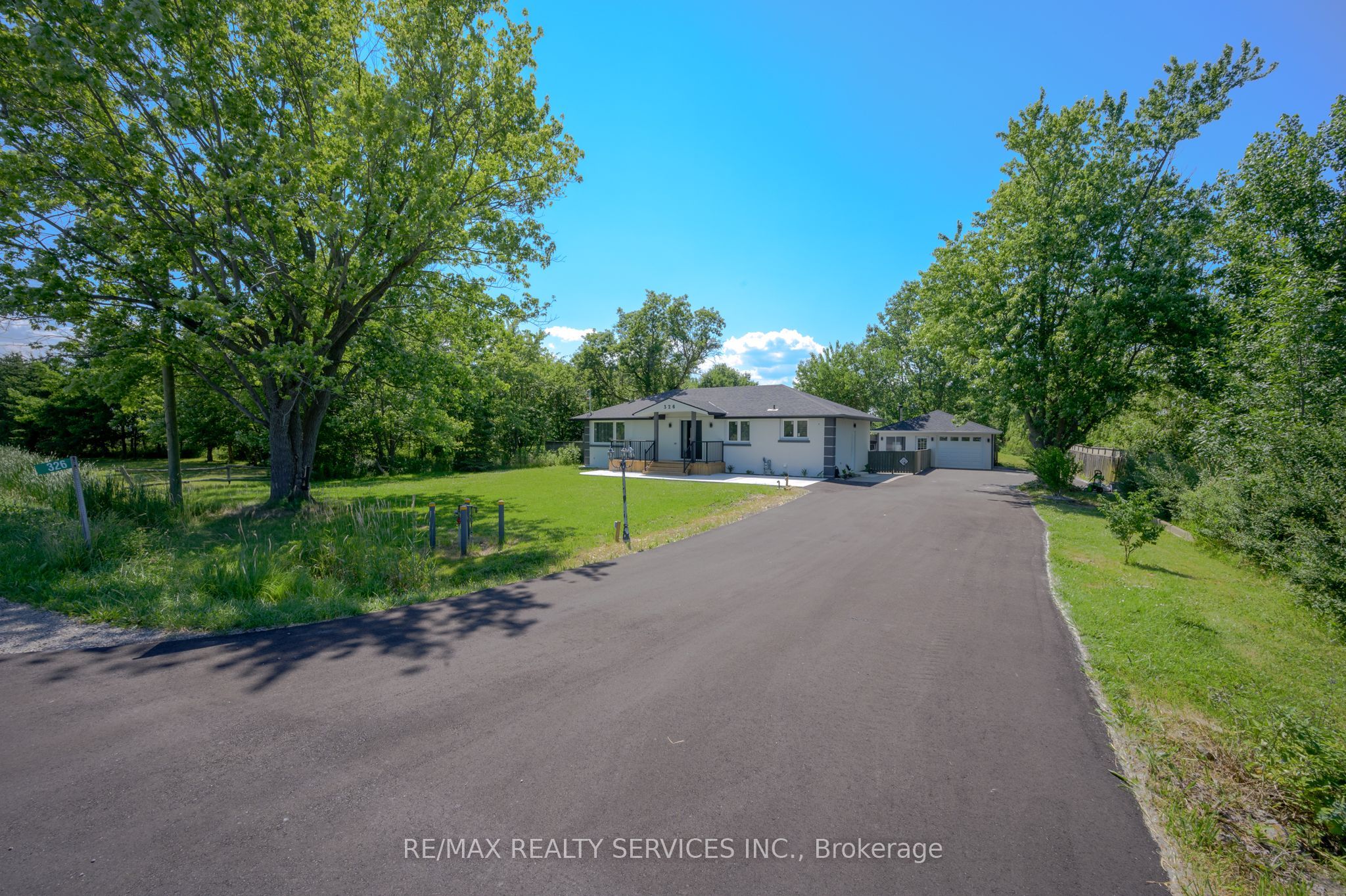 326 Mountain Road