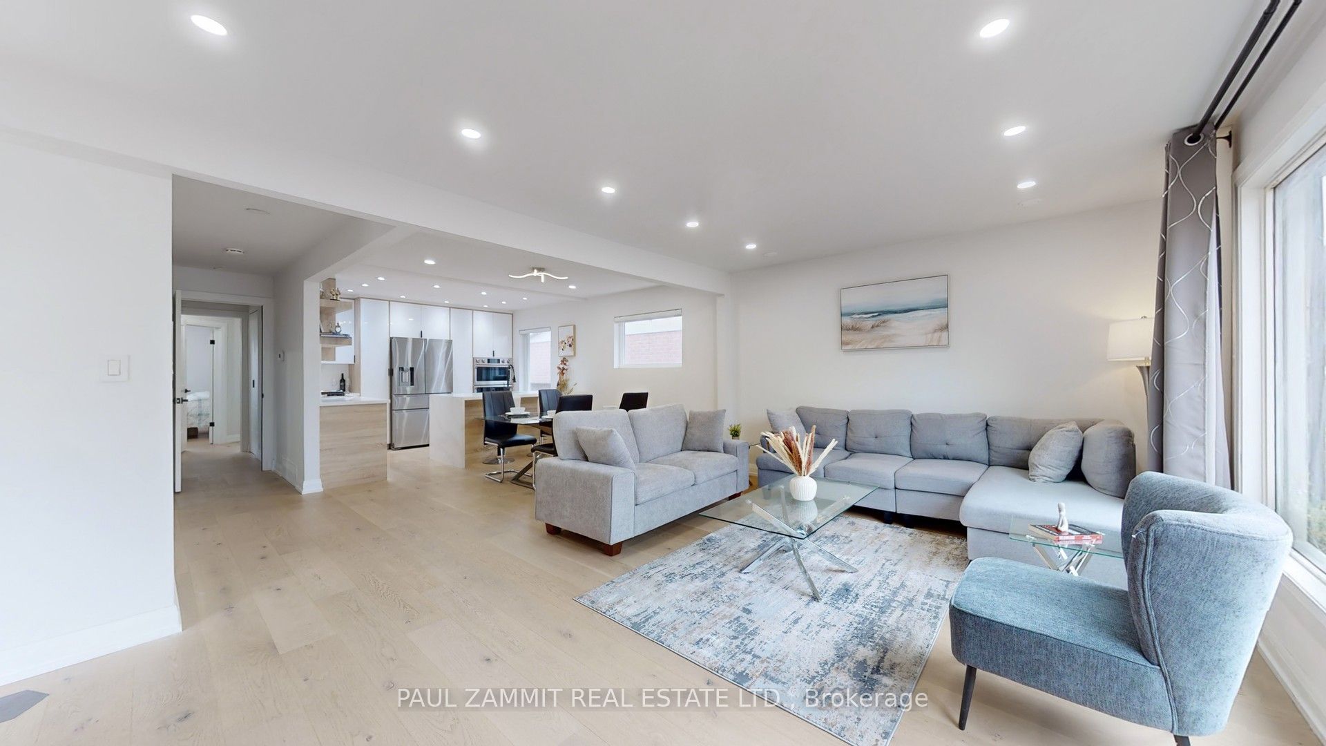 31 Henderson Avenue