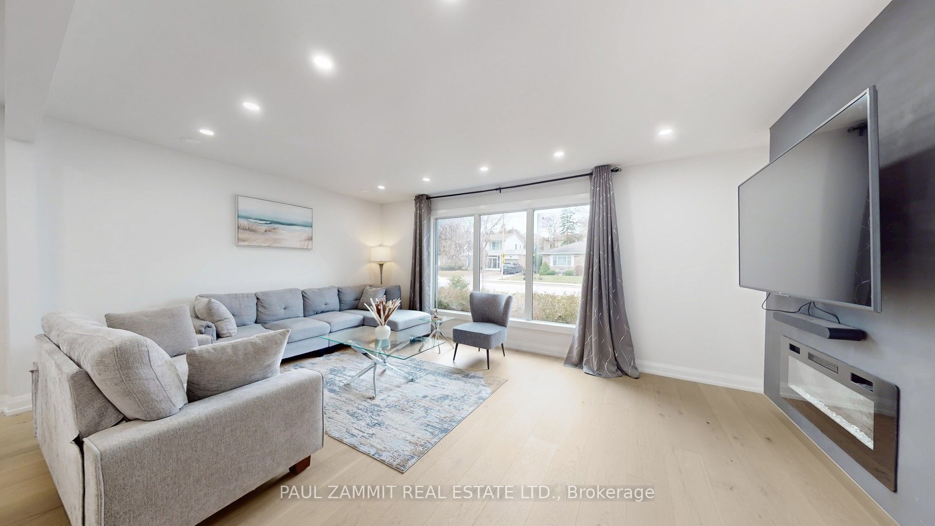 31 Henderson Avenue