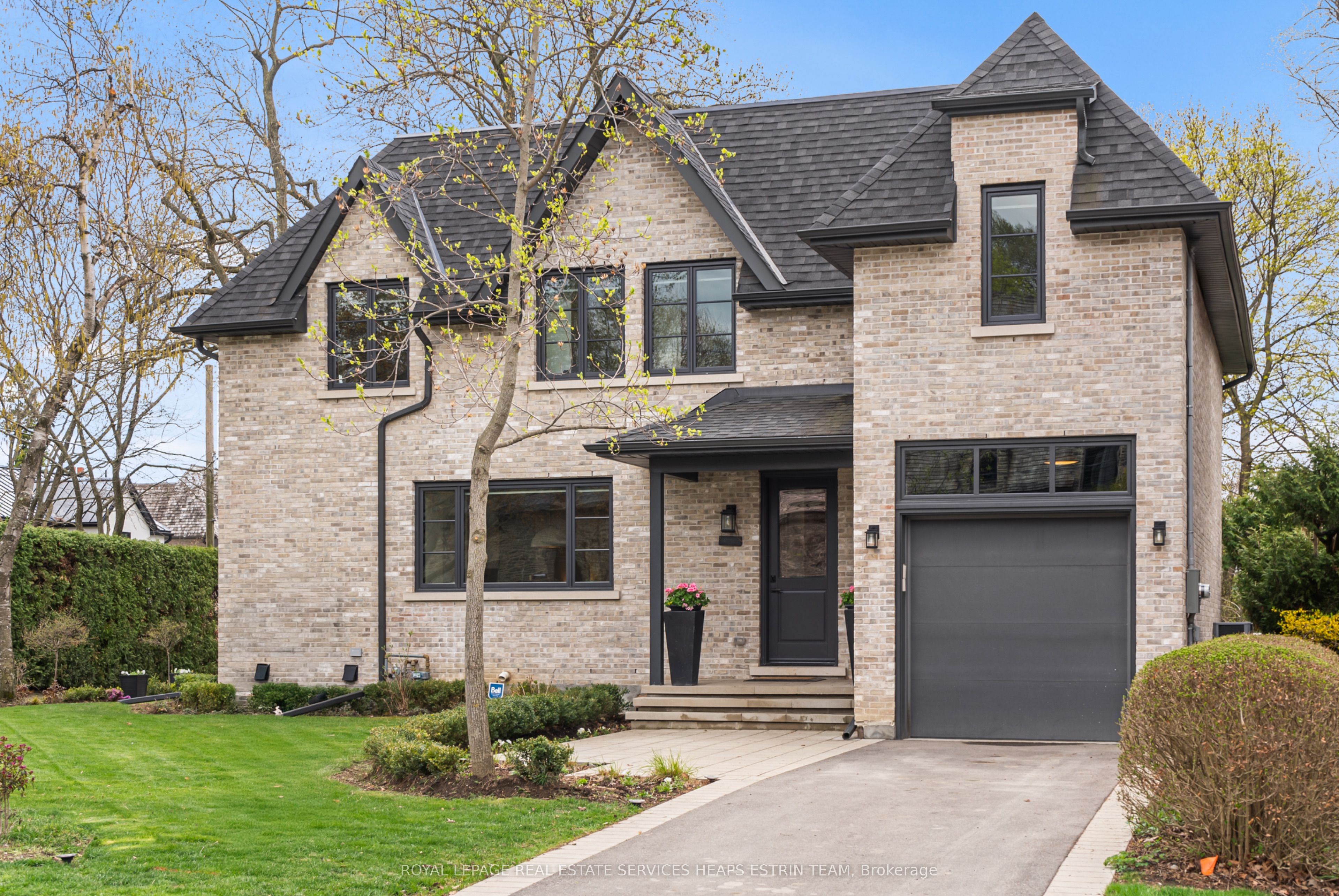 44 Bennington Heights Drive