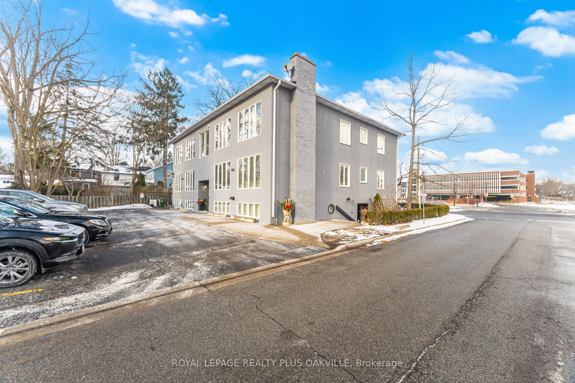 312 Reynolds Street 3