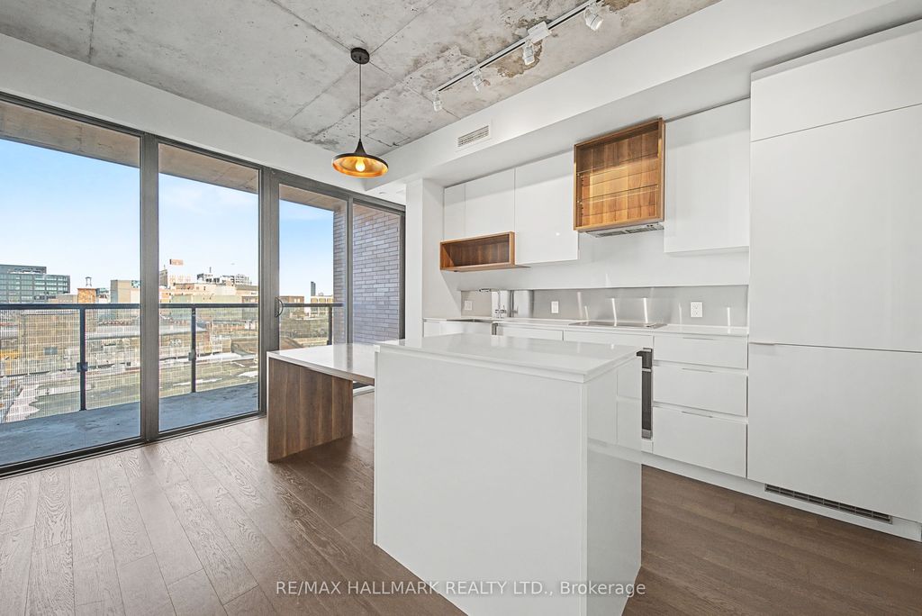 Photo of 383 Sorauren Avenue #609, Toronto, ON M6R 0A4 (MLS # W12825608)