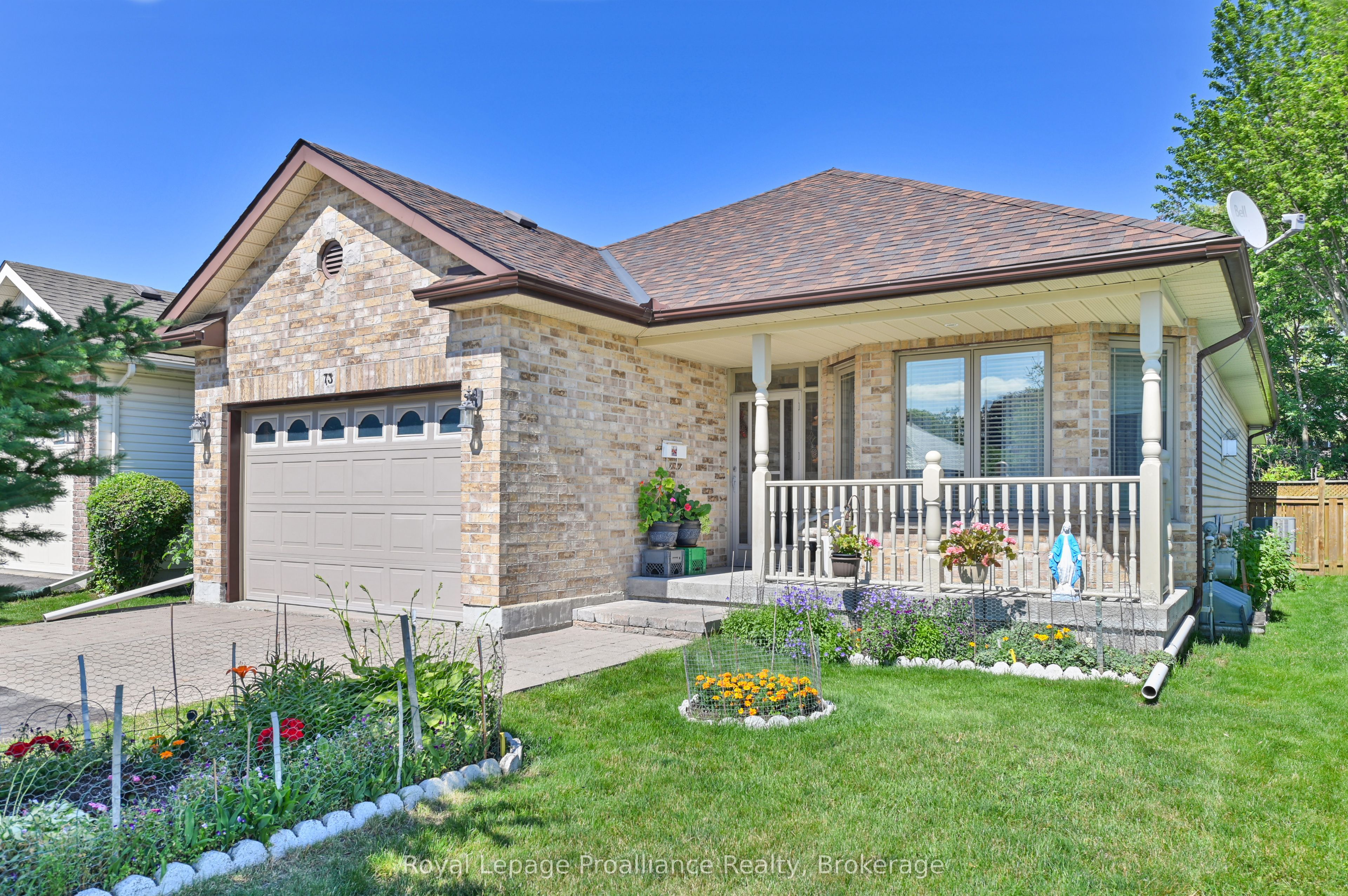 Photo 1 of 35 — 73 Finch Drive, Belleville, ON K8P 5L4