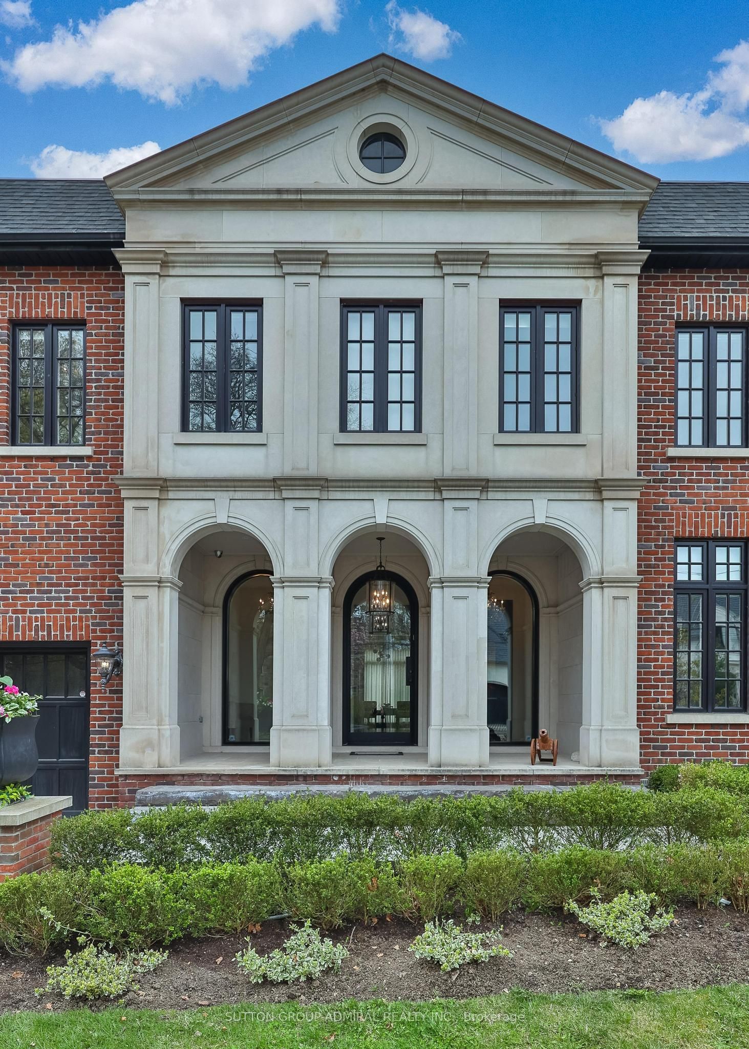 125 Sandringham Drive