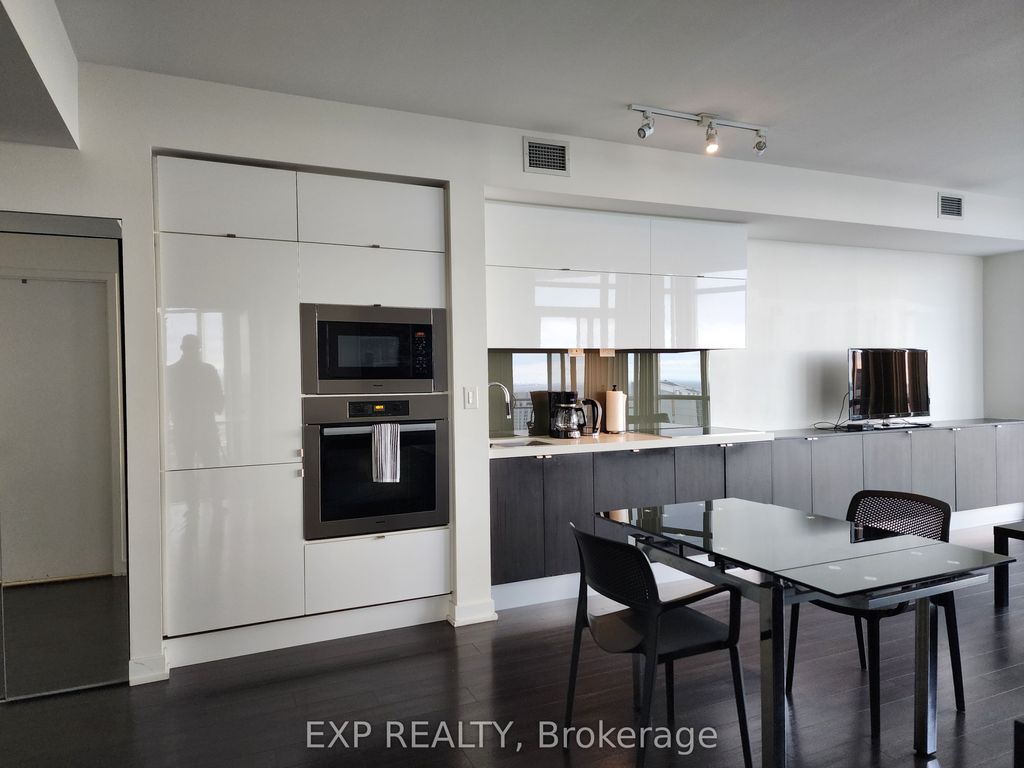 Photo of 21 Iceboat Terrace #4809, Toronto, ON M5V 4A9 (MLS # C12719478)