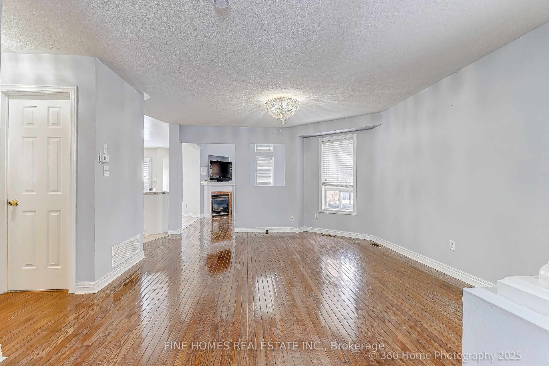 304 drummond Drive Upper