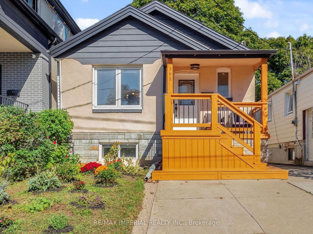 Photo of 598 Ridelle Avenue, Toronto, ON M6B 1K9 (MLS # W12436146)