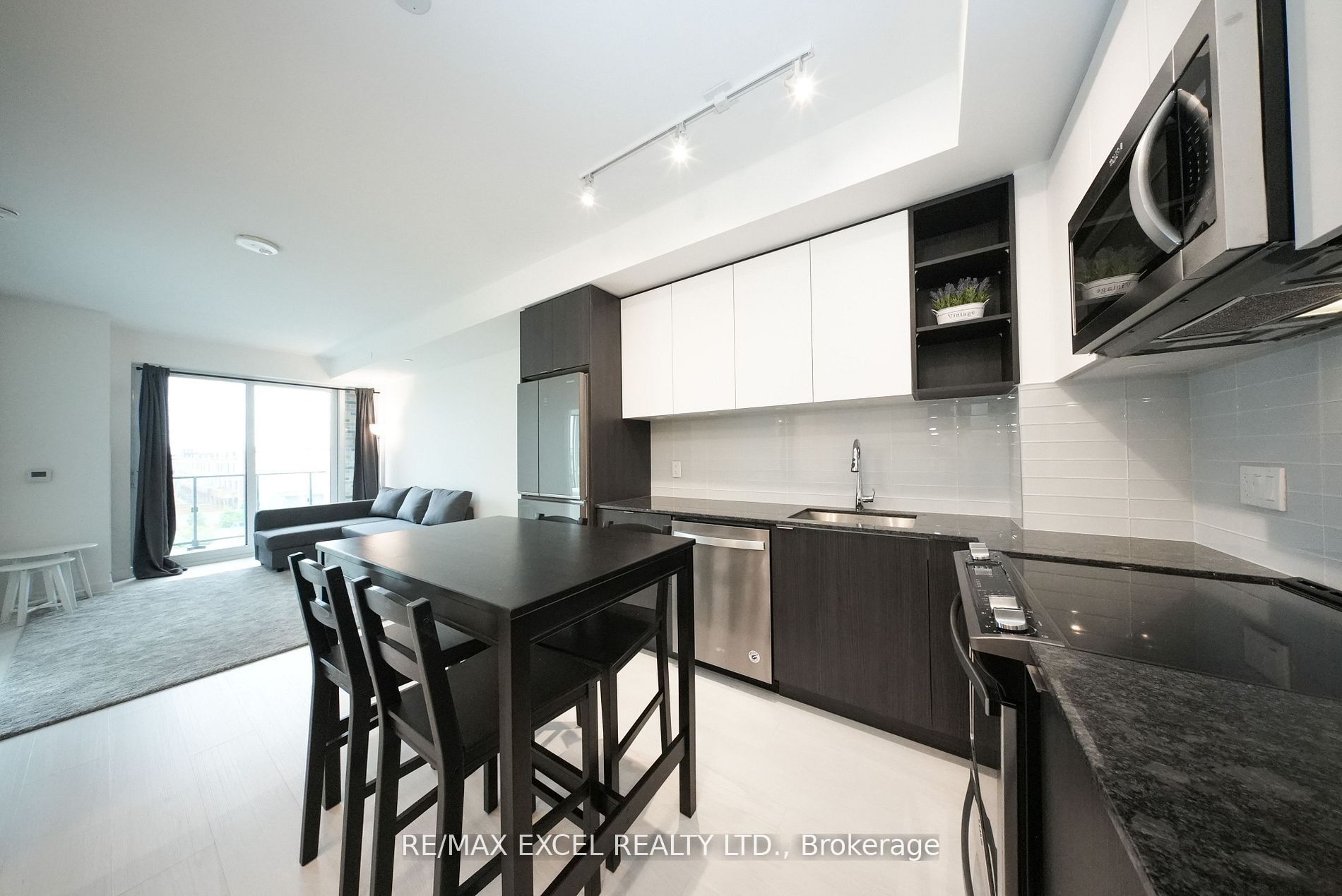 100 Eagle Rock Way 324