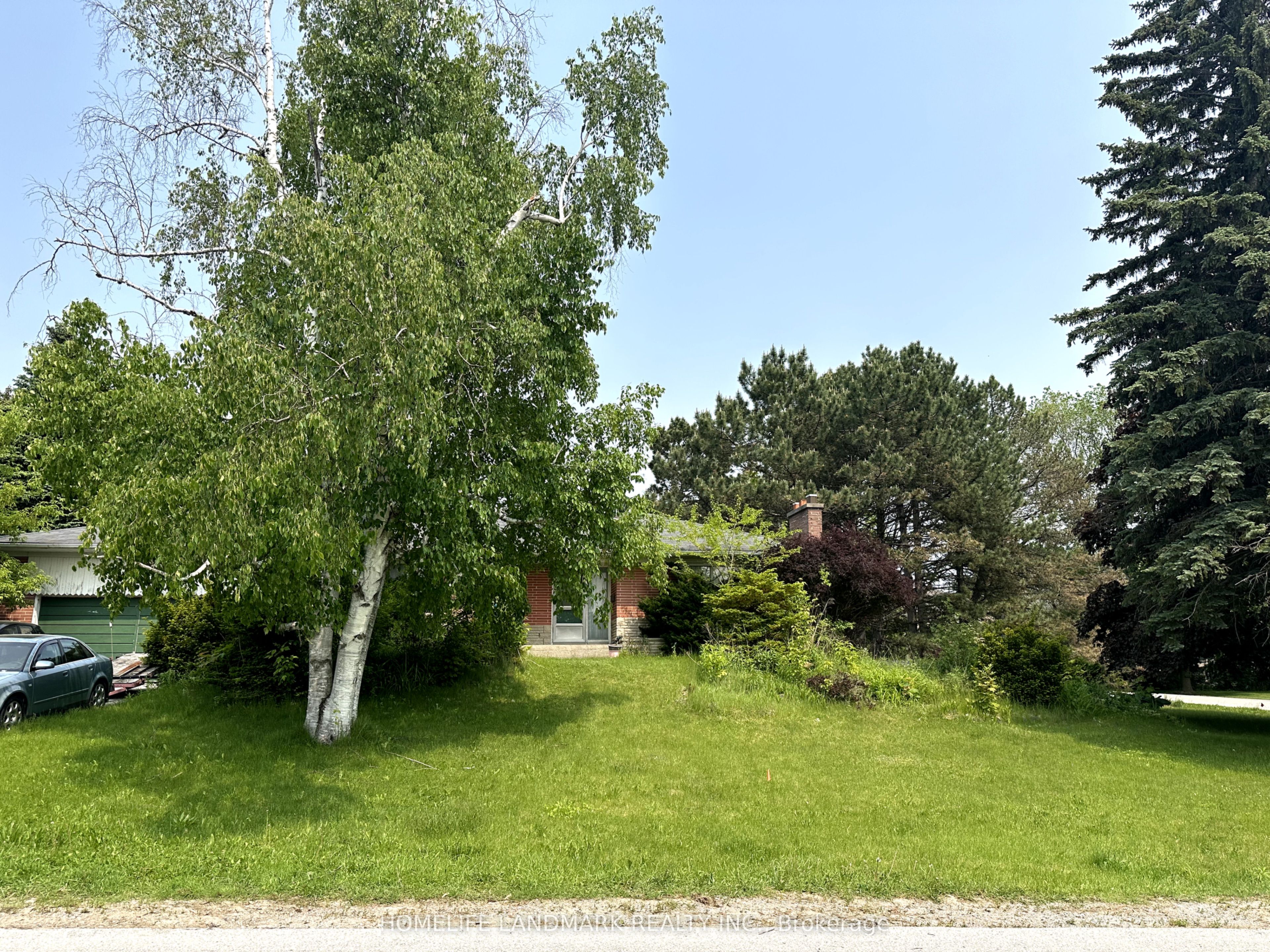 21 Grandview Boulevard