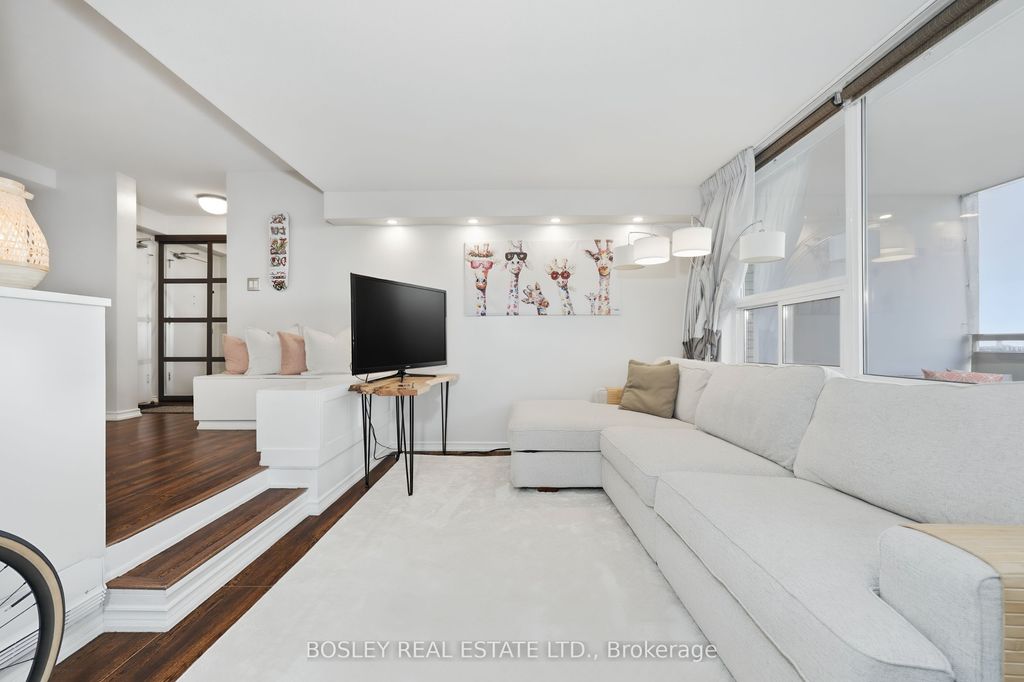 Photo of 1360 York Mills Road #1403, Toronto, ON M3A 2A2 (MLS # C13502170)