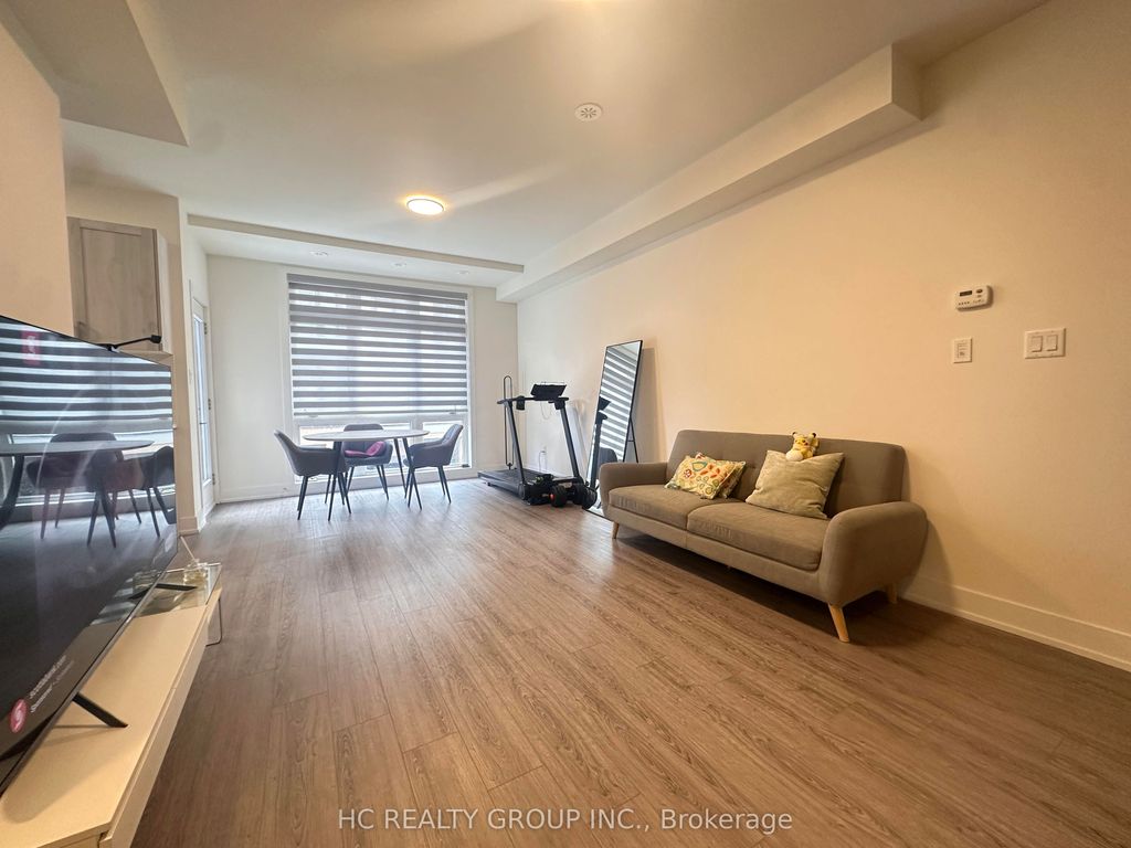 Photo of 3 bond Crescent #6, Richmond Hill, ON L4E 1J4 (MLS # N12674964)