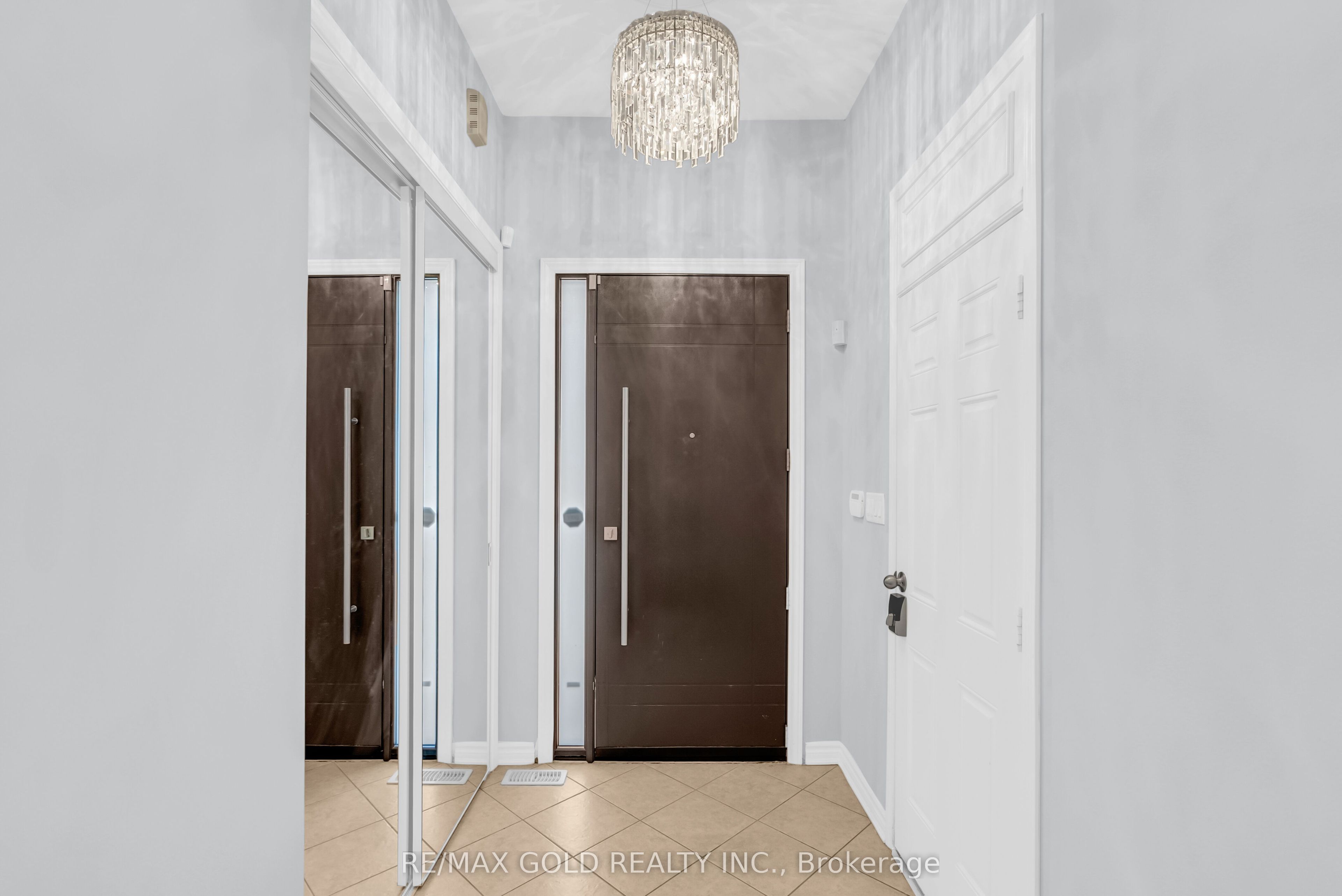 495 Blinco Terrace