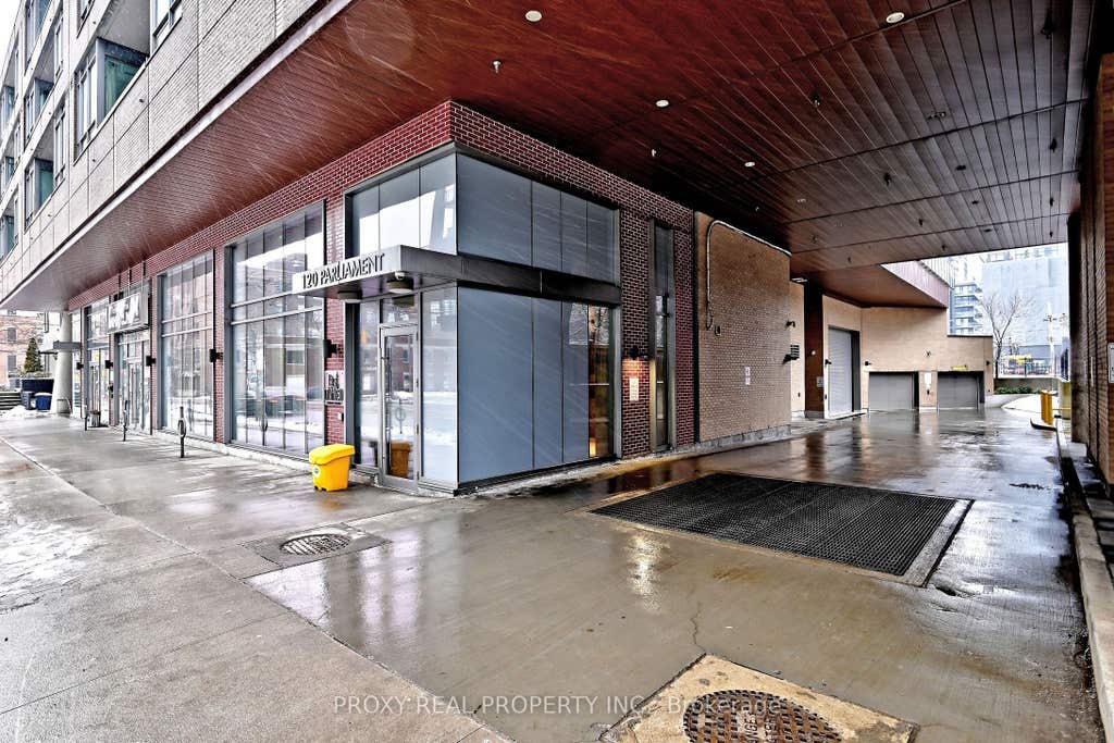 Photo of 120 Parliament Street #1605, Toronto, ON M5A 2Y8 (MLS # C13700642)