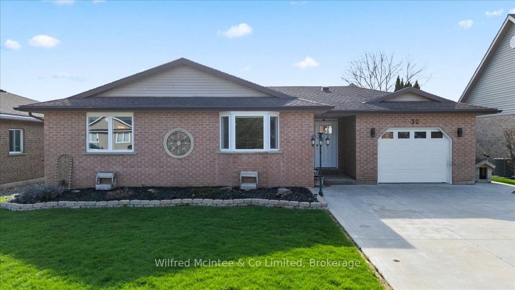 Photo of 32 West River Road, Brockton, ON N0G 2V0 (MLS # X13019576)