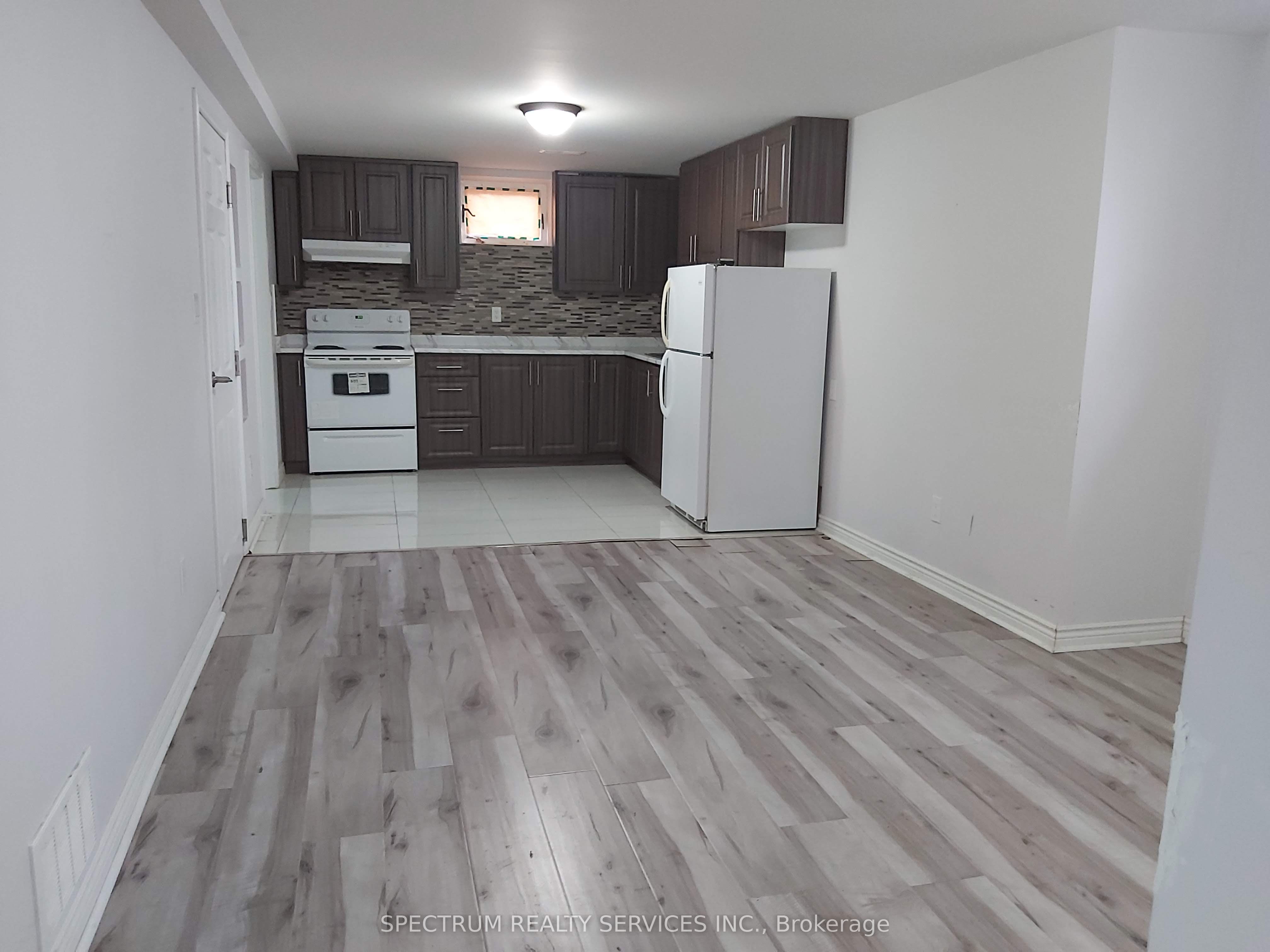 150 Ontario Street S Bsmt