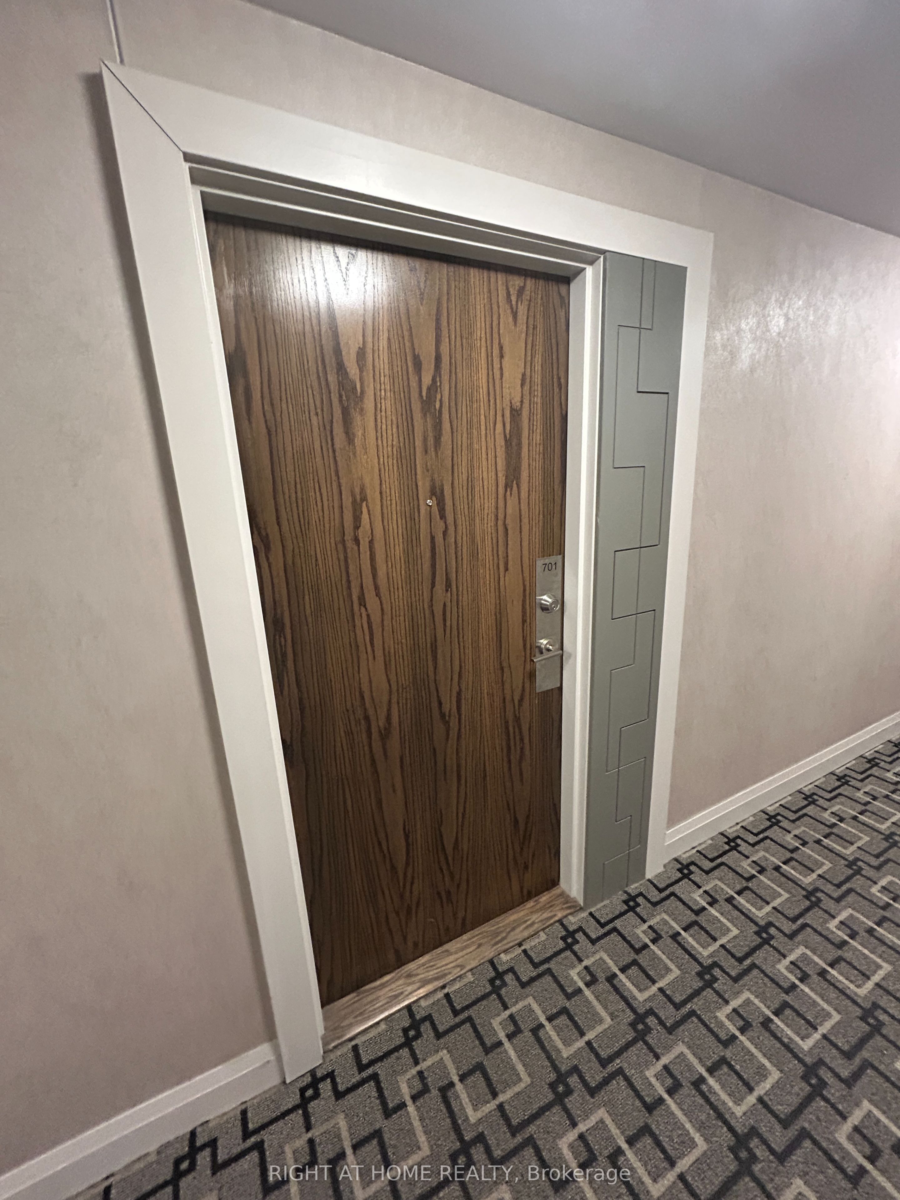 99 Eagle Rock Way 701