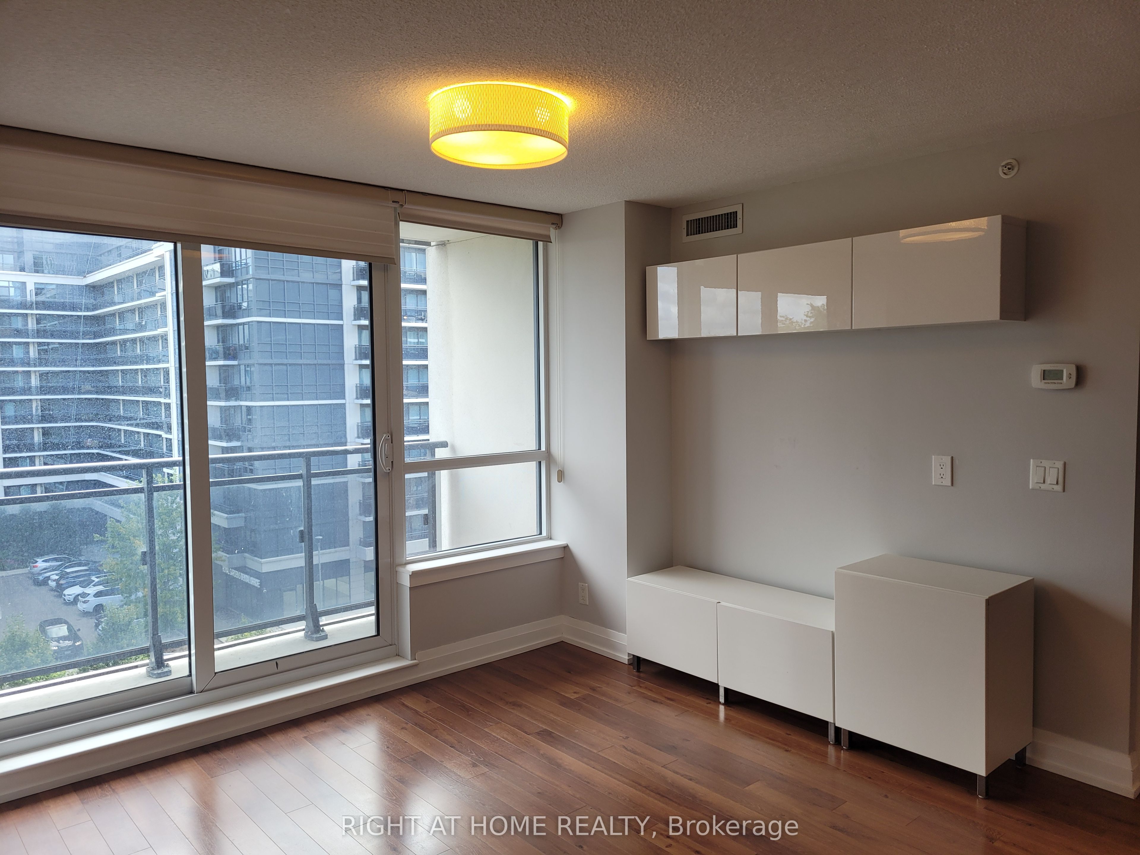 370 Highway 7 N/A E 723