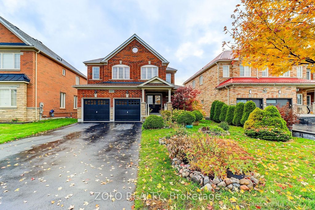 Photo of 2012 Queensbury Drive, Oshawa, ON L1K 0R9 (MLS # E12530966)