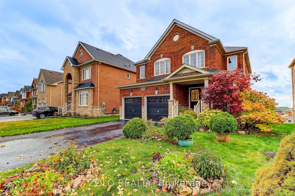 Photo of 2012 Queensbury Drive, Oshawa, ON L1K 0R9 (MLS # E12530966)