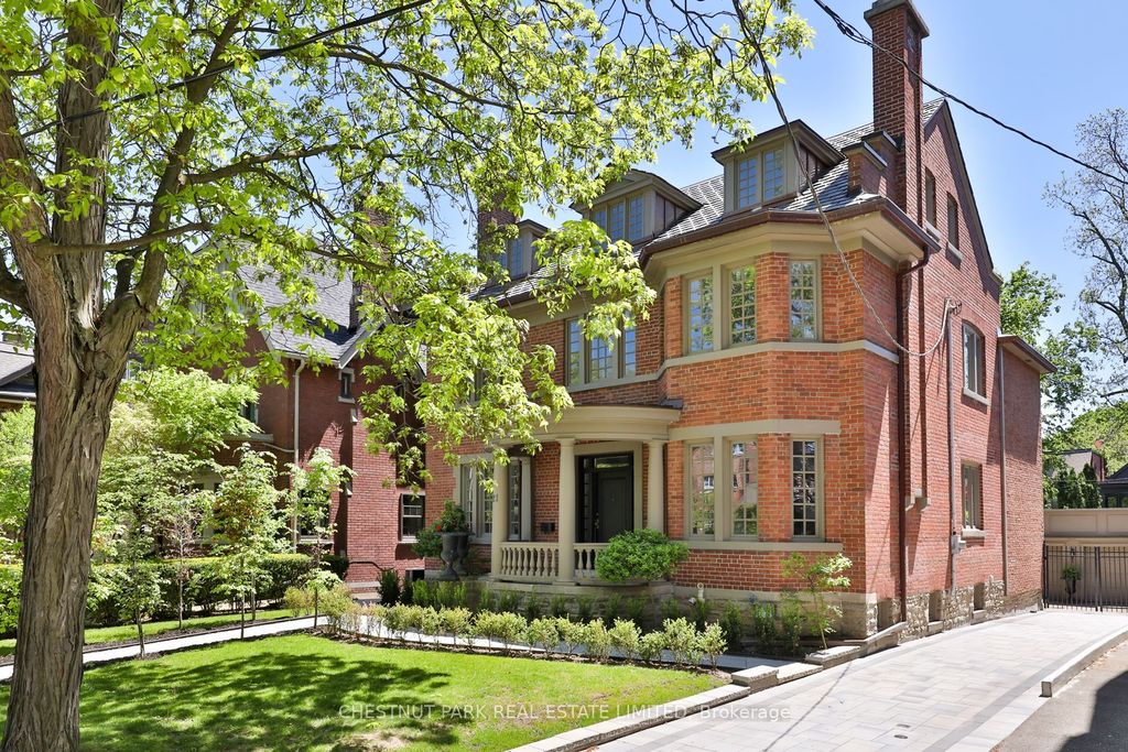 Photo of 121 Roxborough Drive, Toronto, ON M4W 1X5 (MLS # C12466760)