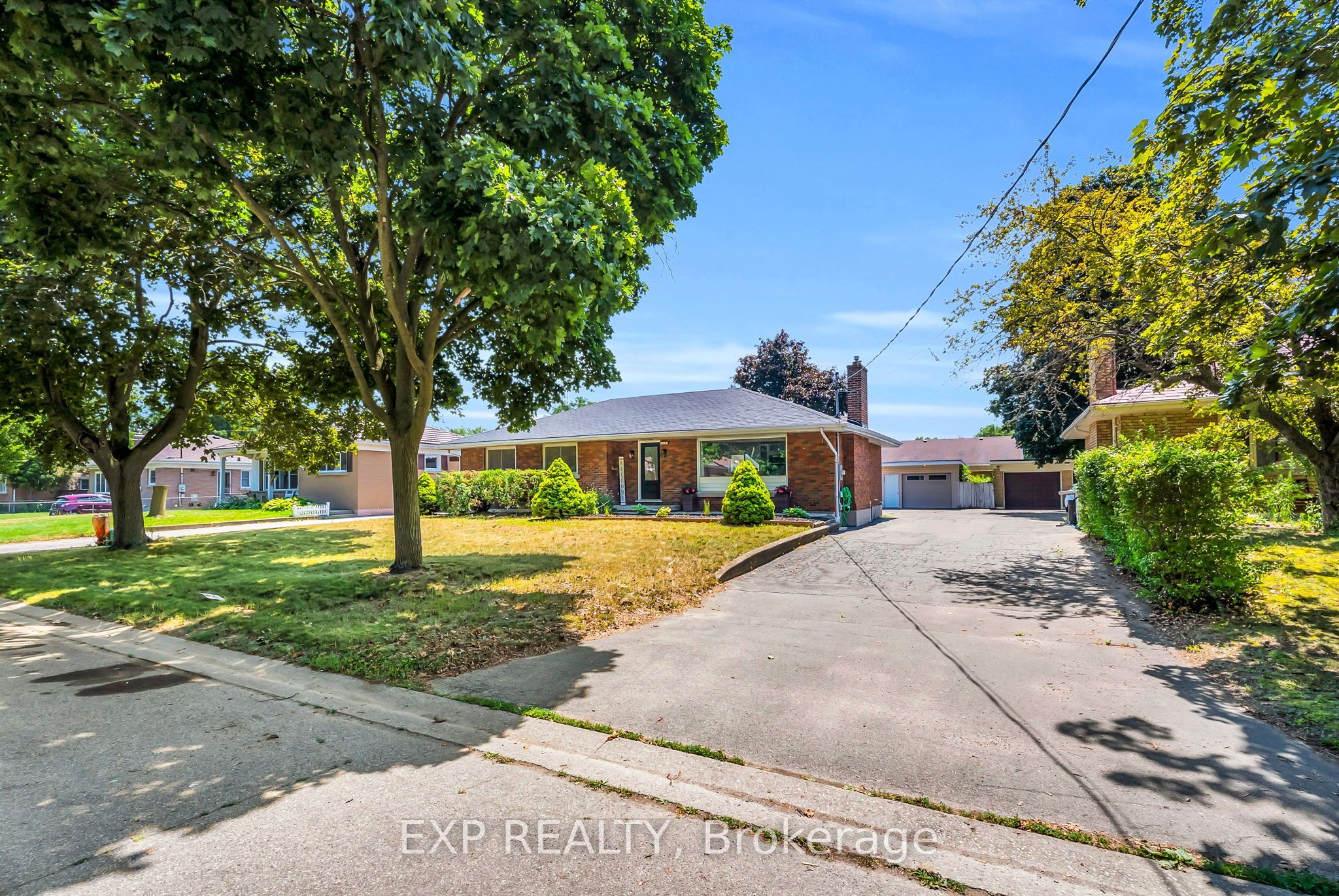 19 Woodman Drive