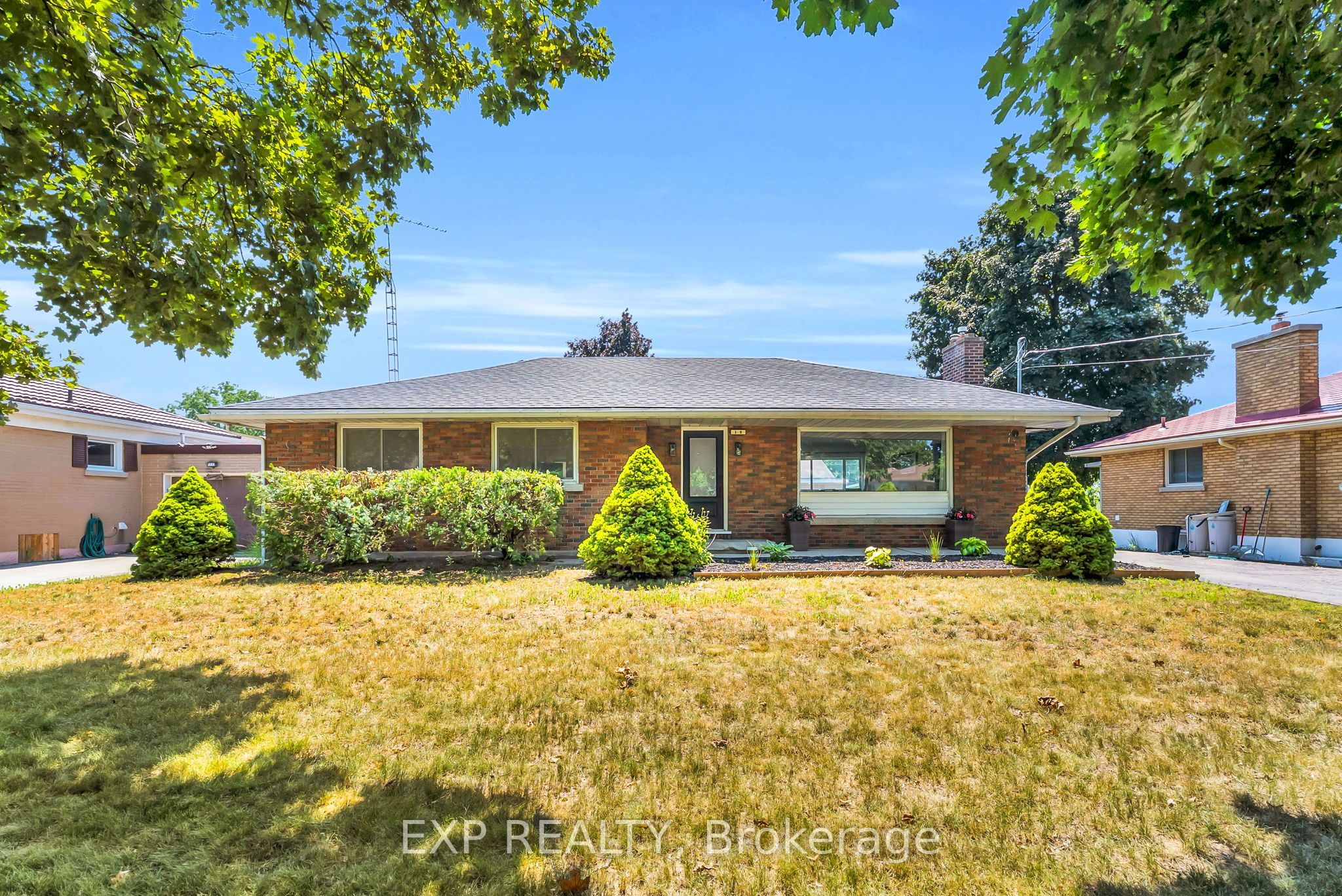 19 Woodman Drive
