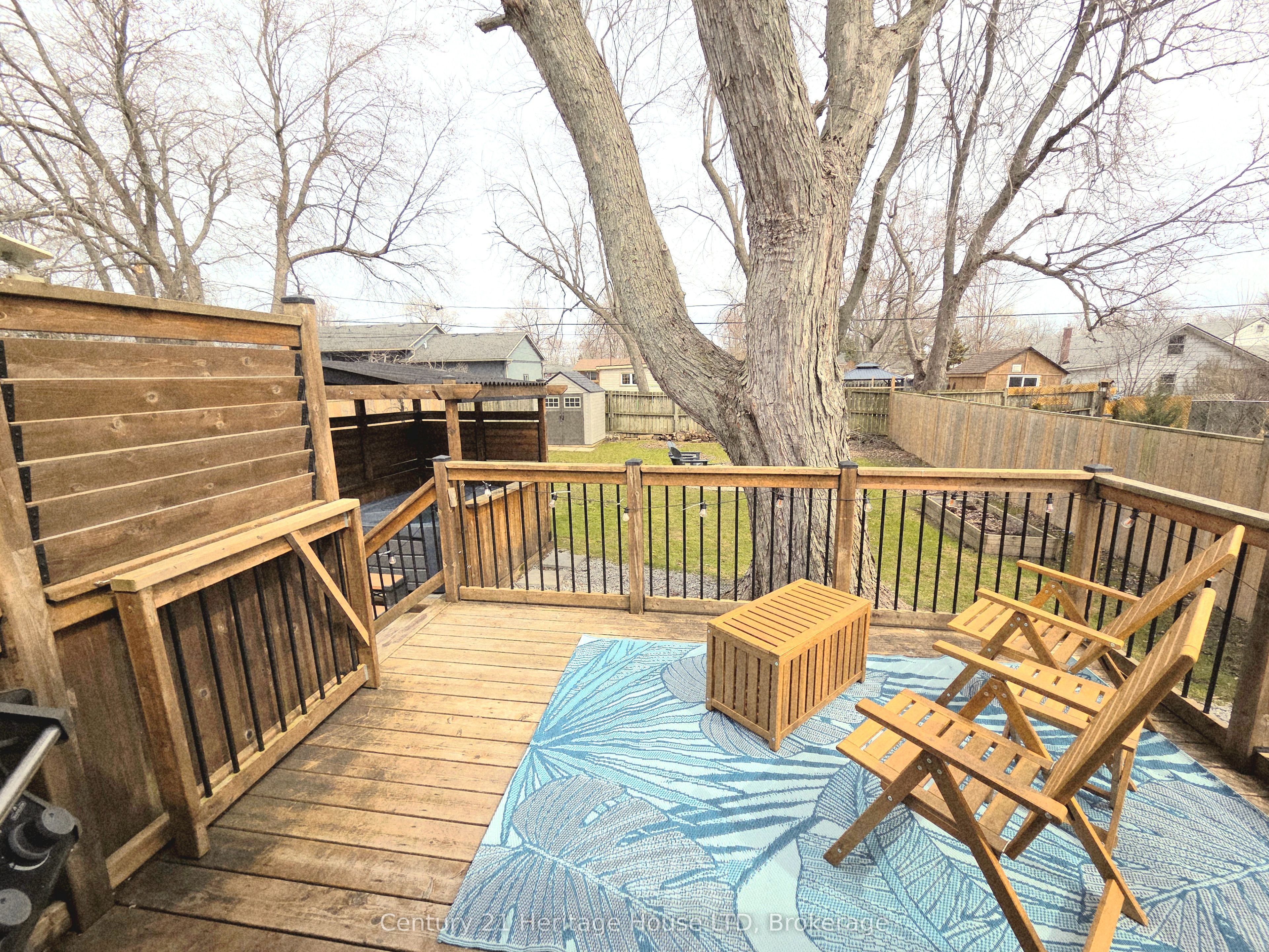 552 Lakeview Road