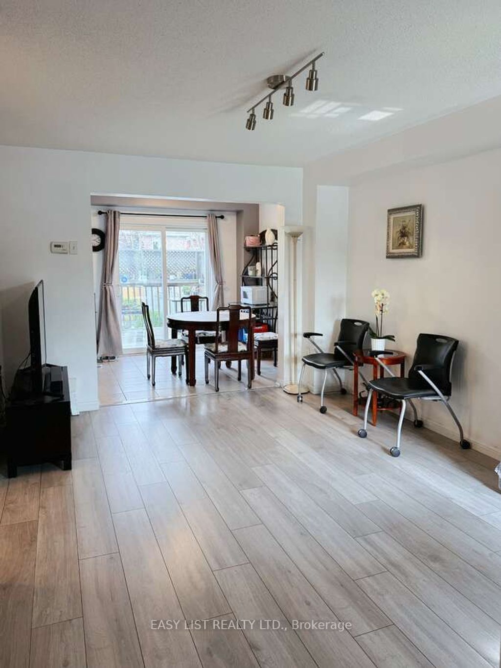 Photo of 35 Ridwell Street, Barrie, ON L4N 0W8 (MLS # S12469598)