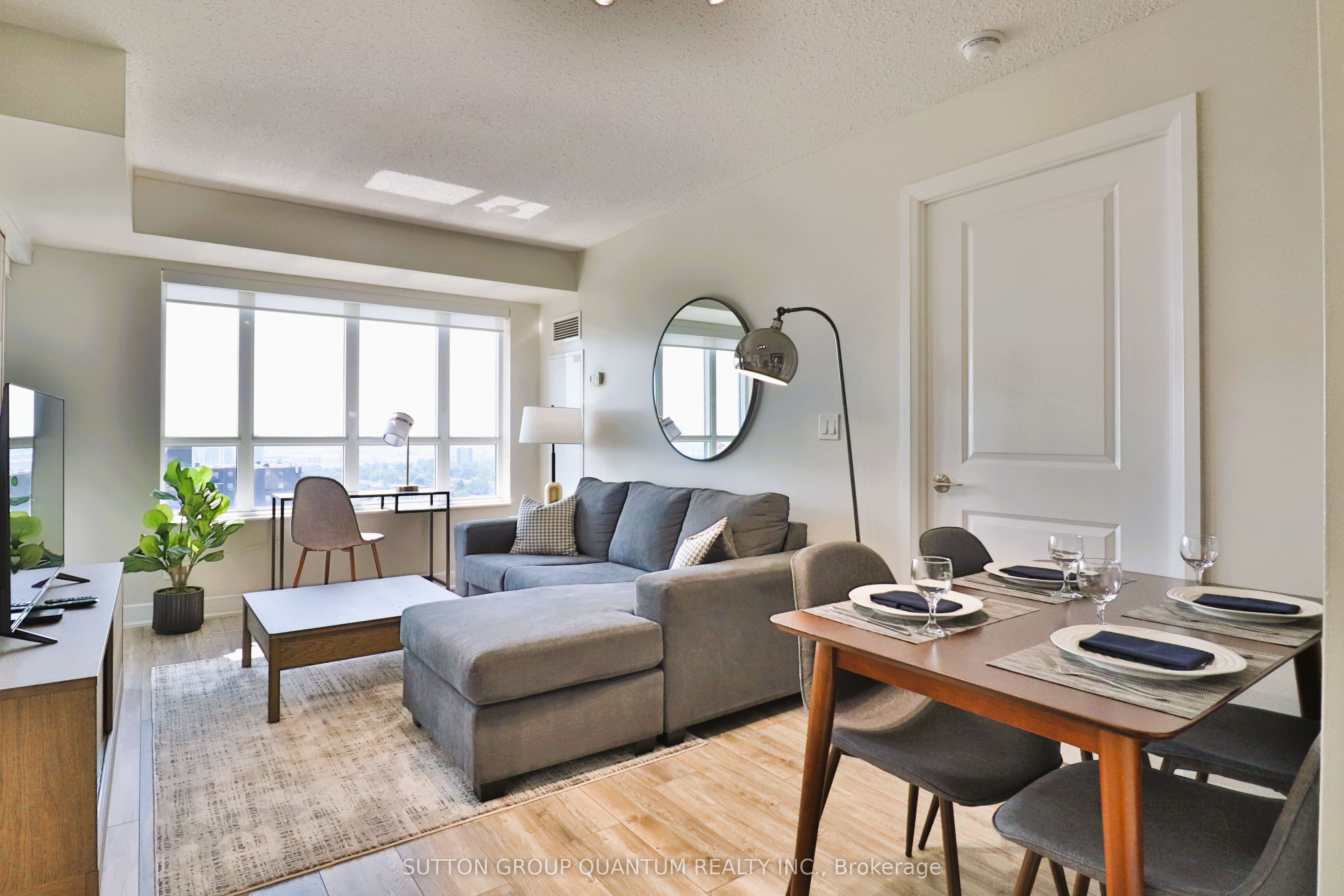 6 Eva Road 1807