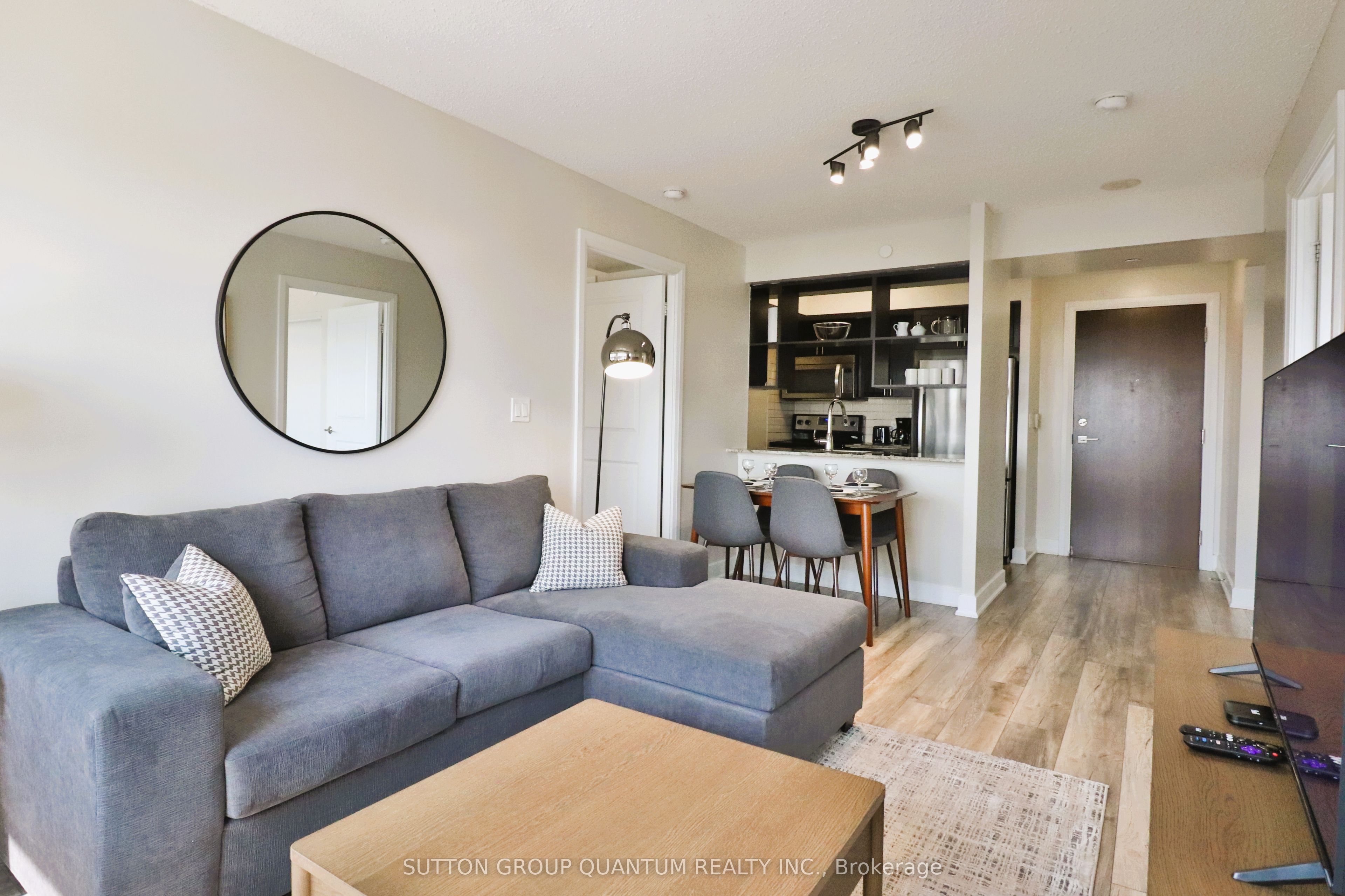 6 Eva Road 1807
