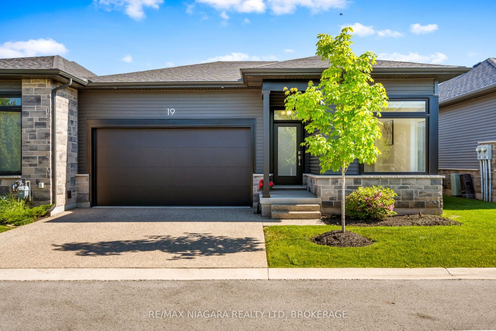 Photo of 8974 Willoughby Drive #19, Niagara Falls, ON L2G 0Y7 (MLS # X13243478)
