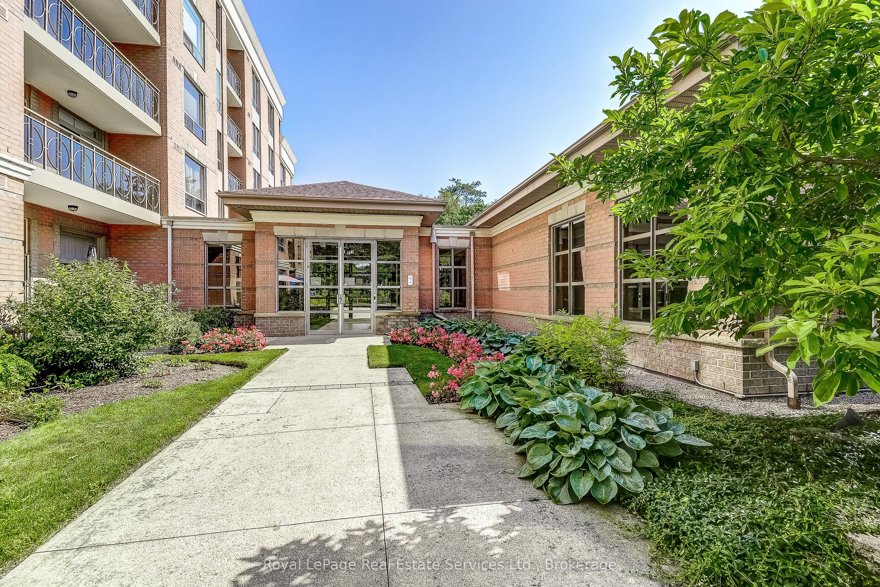 100 Burloak Drive 2212