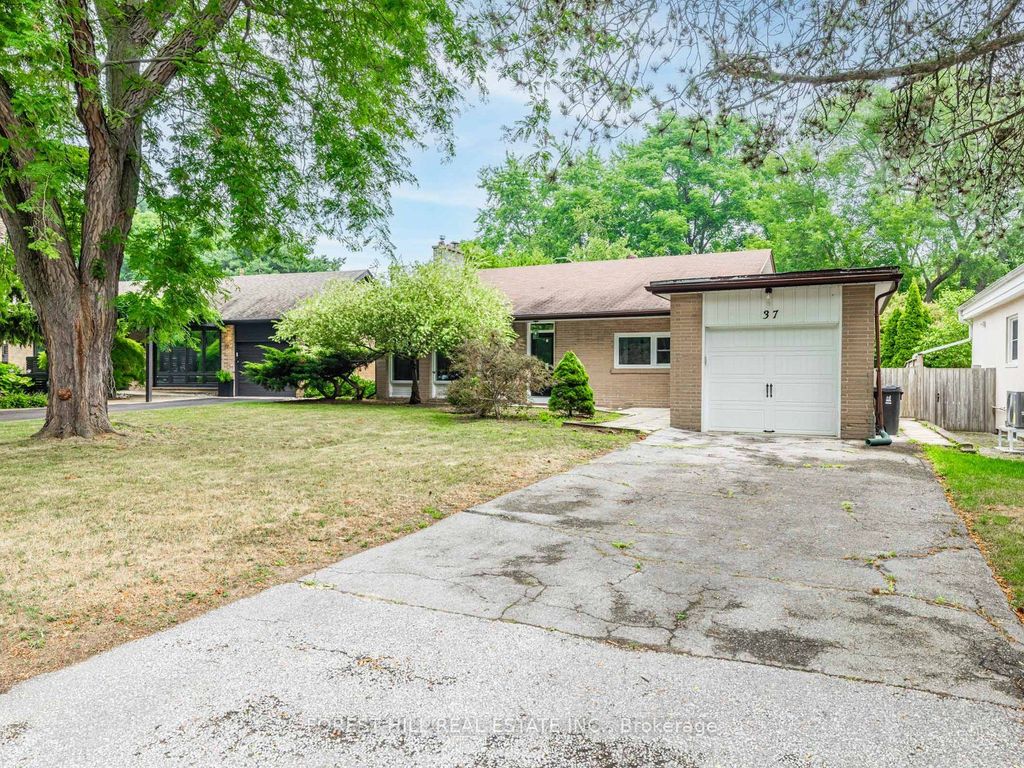 Photo of 37 Farmcote Road, Toronto, ON M3B 2Z6 (MLS # C12327031)