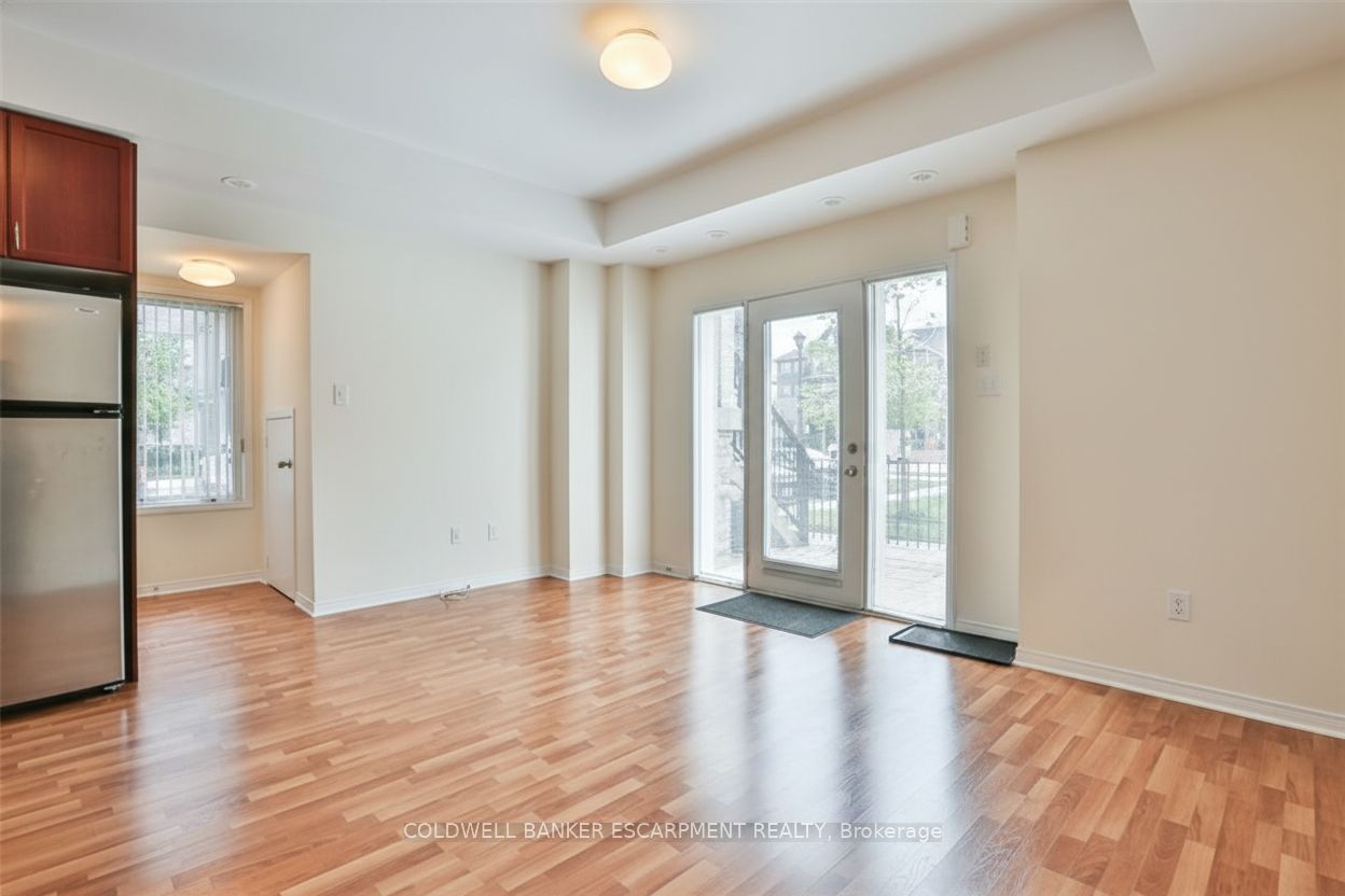 3050 Erin Centre Boulevard 142