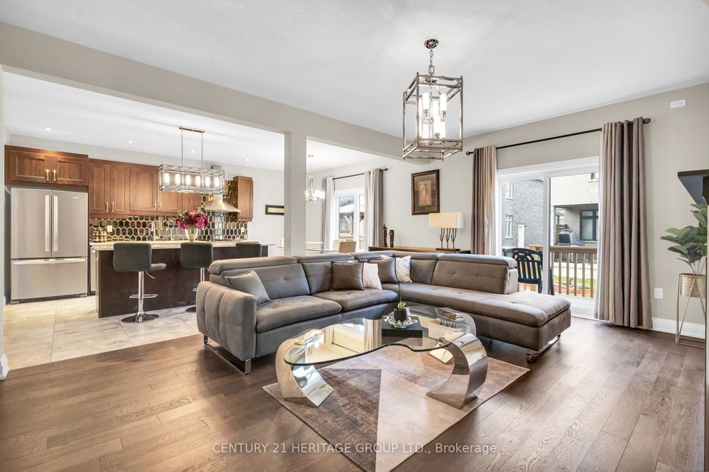 Photo of 13 Mabern Street, Barrie, ON L9J 0J1 (MLS # S12611512)