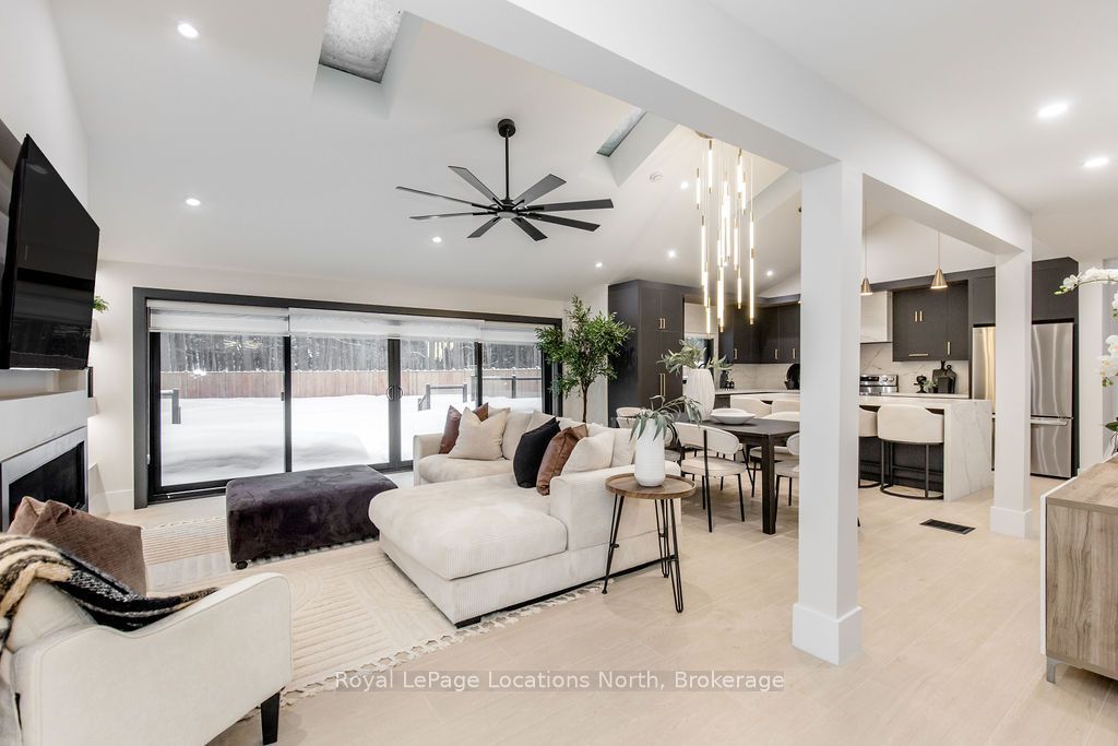 Photo of 478 Golf Course Road, Wasaga Beach, ON L9Z 1S5 (MLS # S13146570)