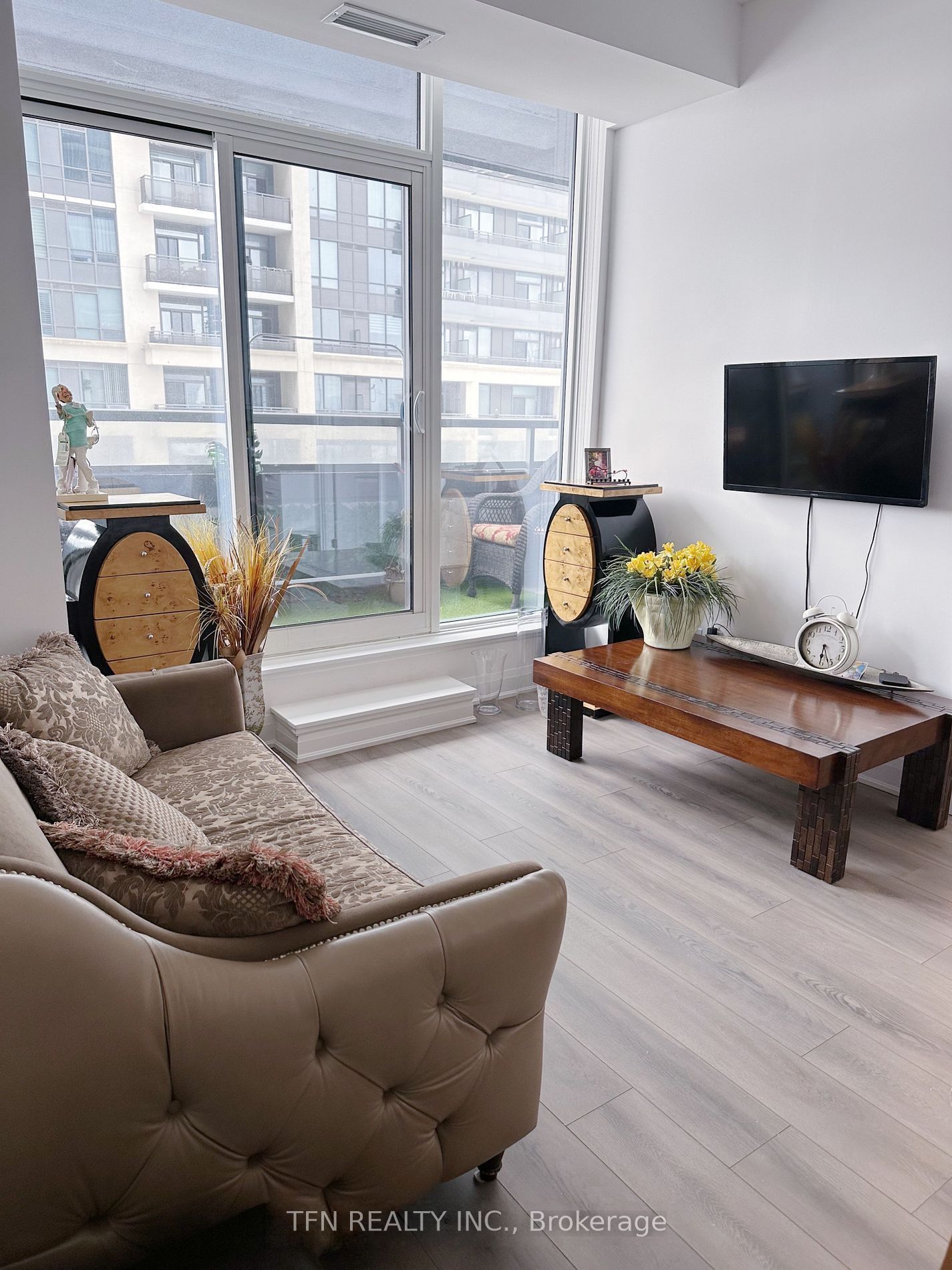 20 Gatineau Drive 207