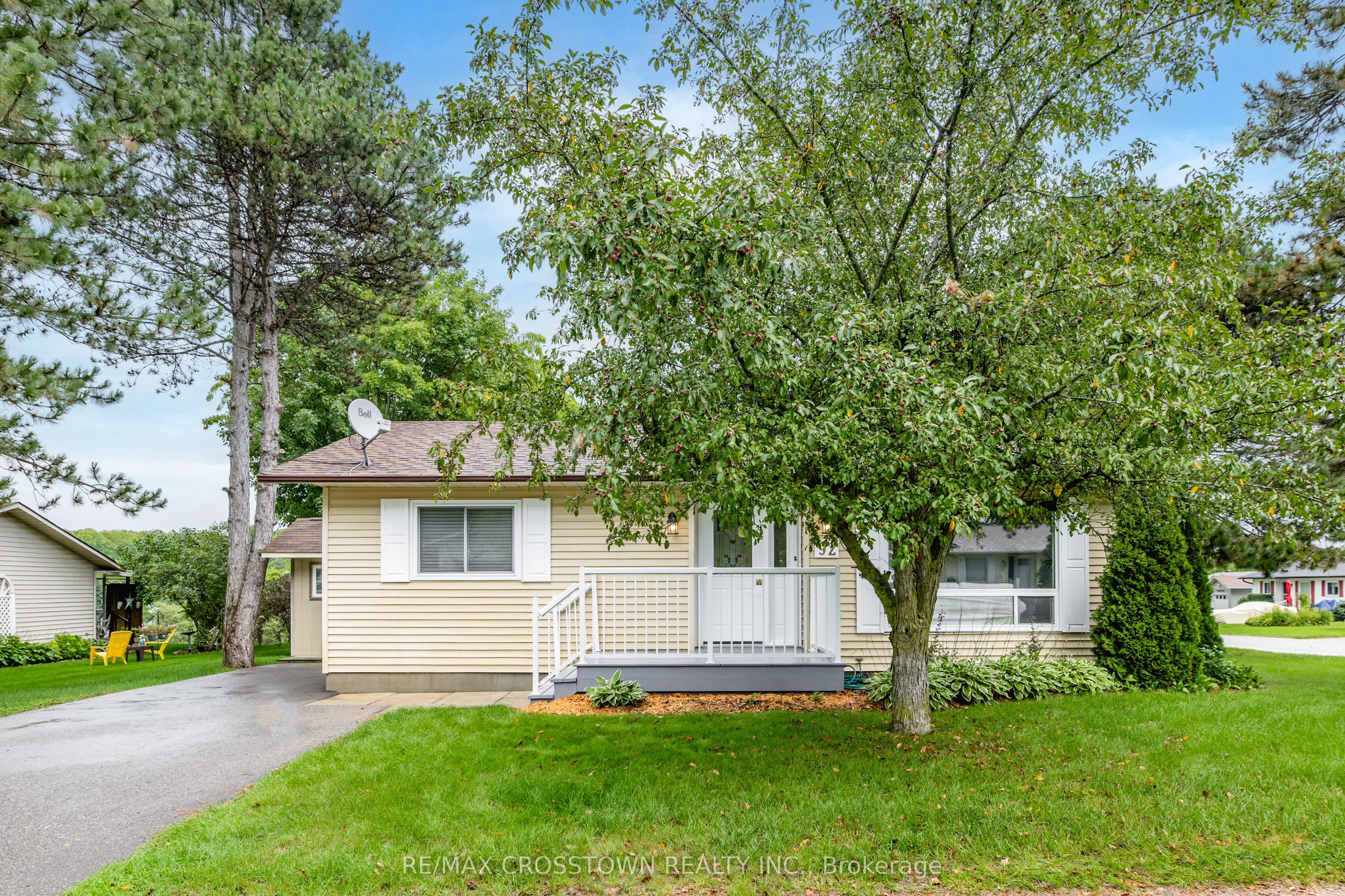 92 Tecumseth Pines Drive