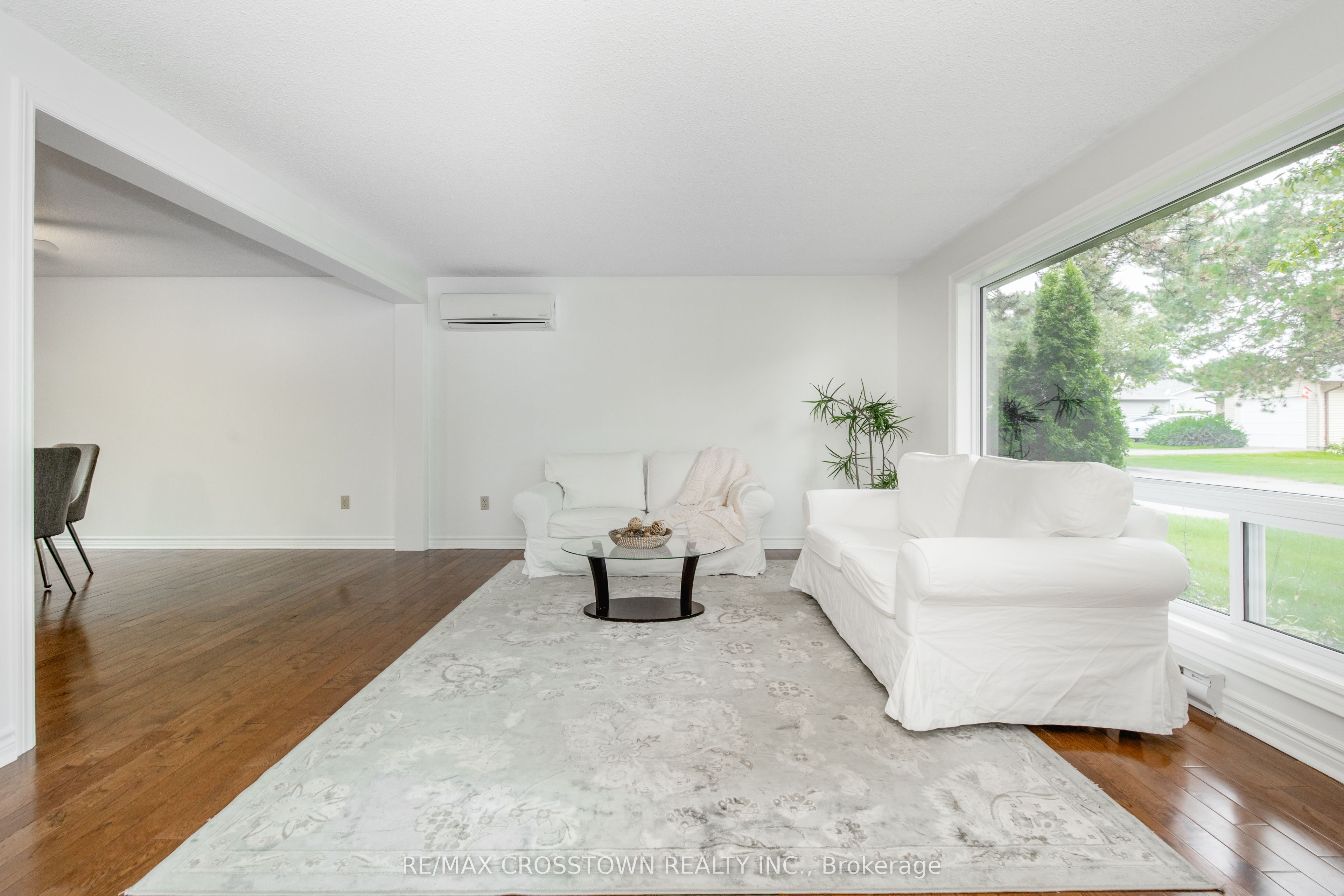 92 Tecumseth Pines Drive