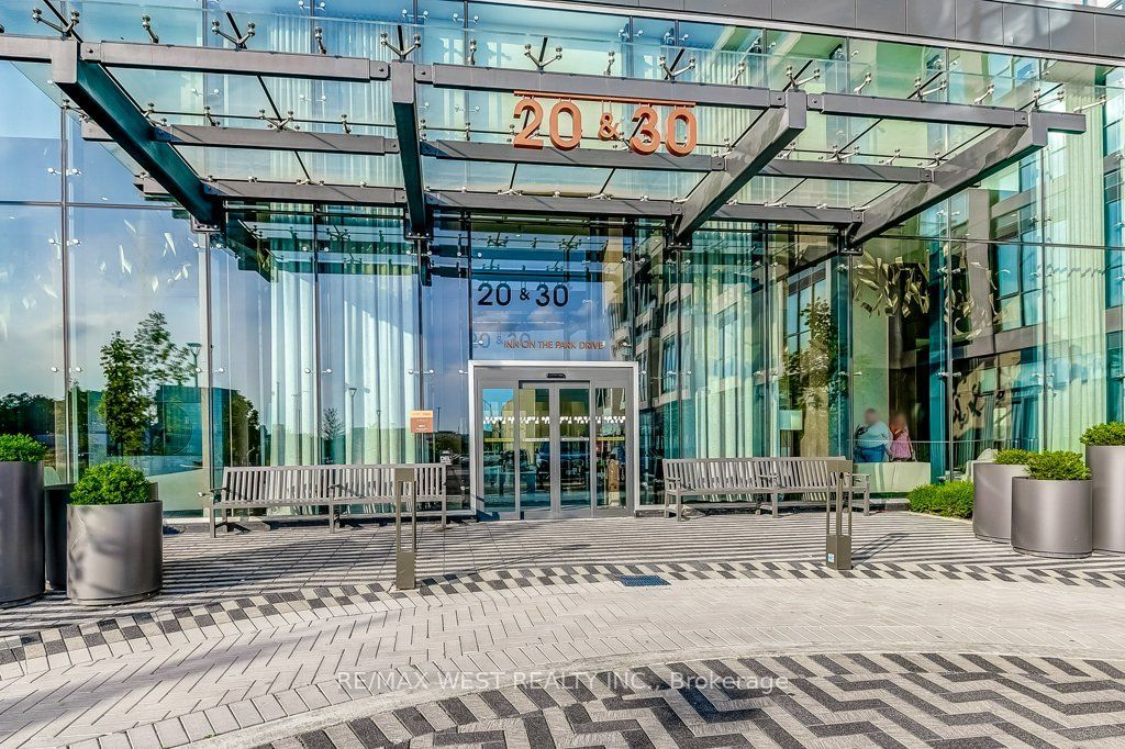 Photo of 20 Inn On The Park Drive #543, Toronto, ON M3C 0P8 (MLS # C12952620)