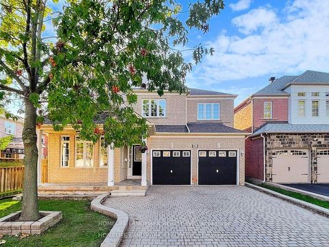 40 Belgrave Square Markham ON L6C 2T6