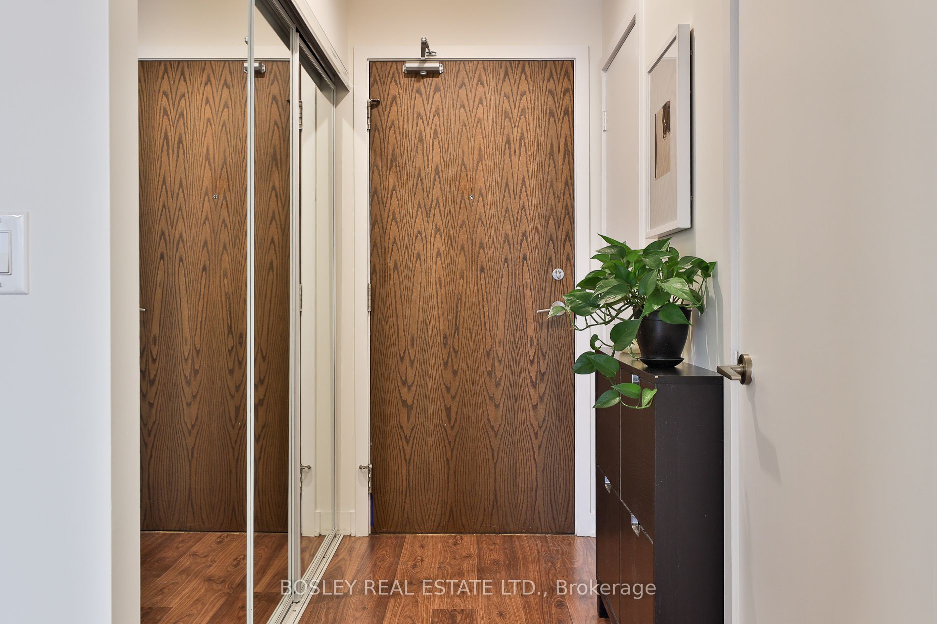 260 Sackville Street 315