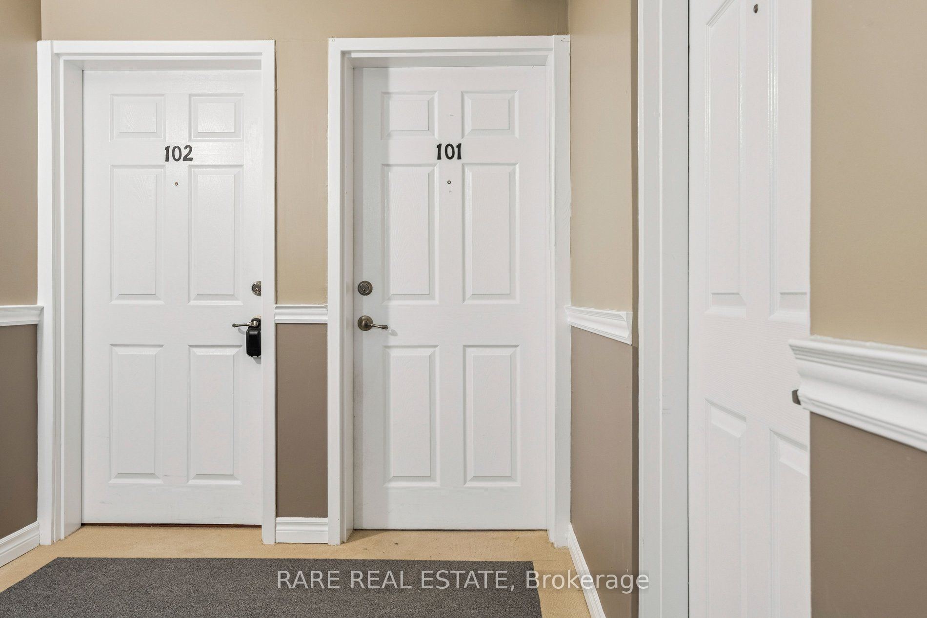 2075 Appleby Line 101