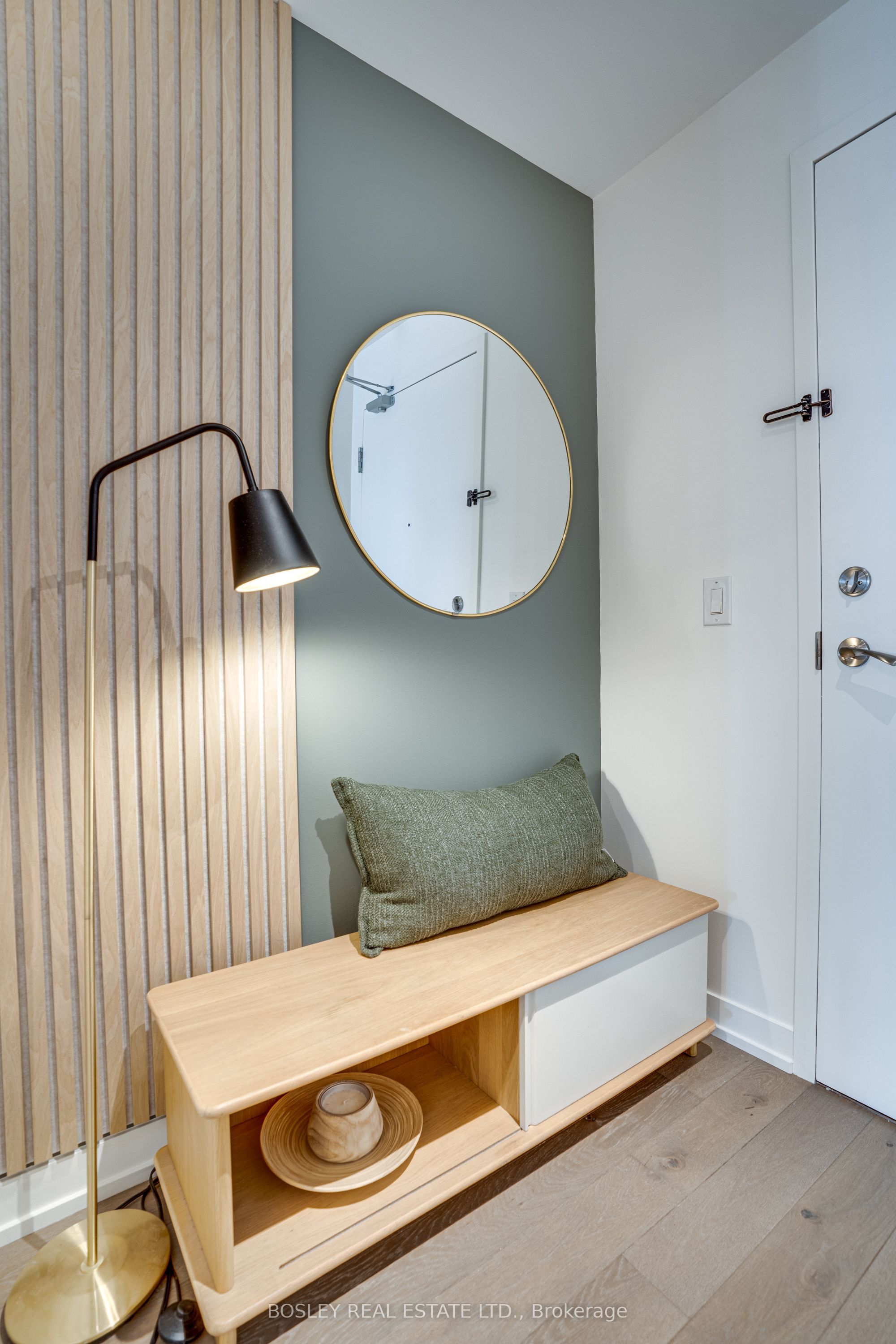 530 Indian Grove 416