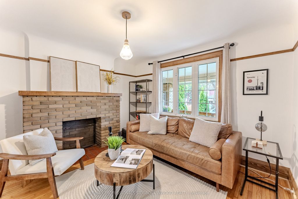 Photo of 16 Howick Avenue, Toronto, ON M6N 1M8 (MLS # W13047568)
