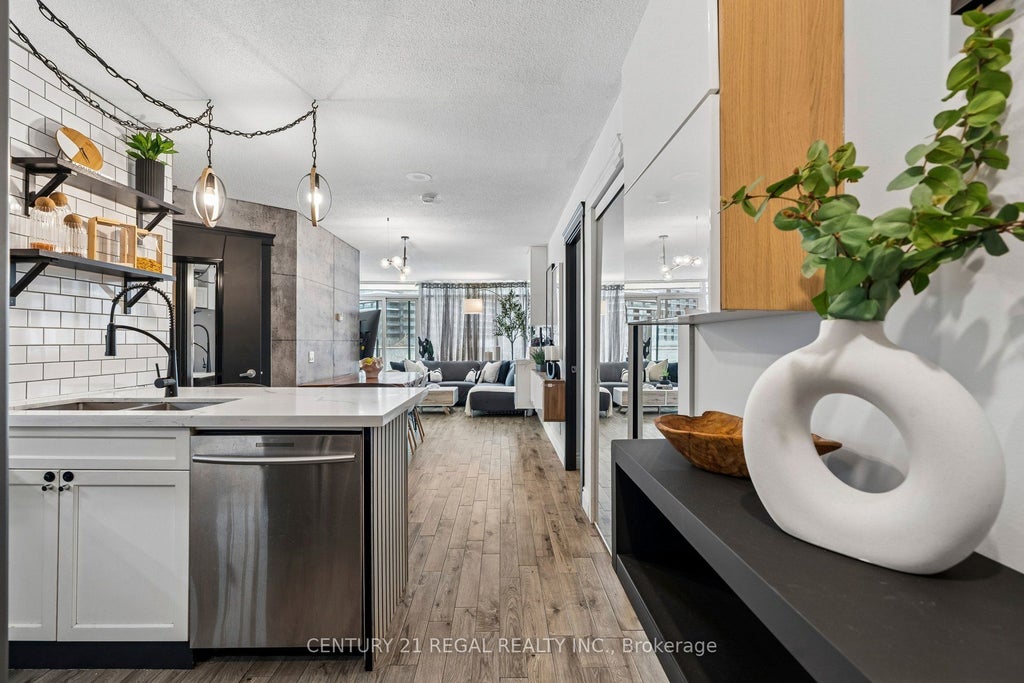 Photo of 361 Front Street W #507, Toronto, ON M5V 3R5 (MLS # C13784666)