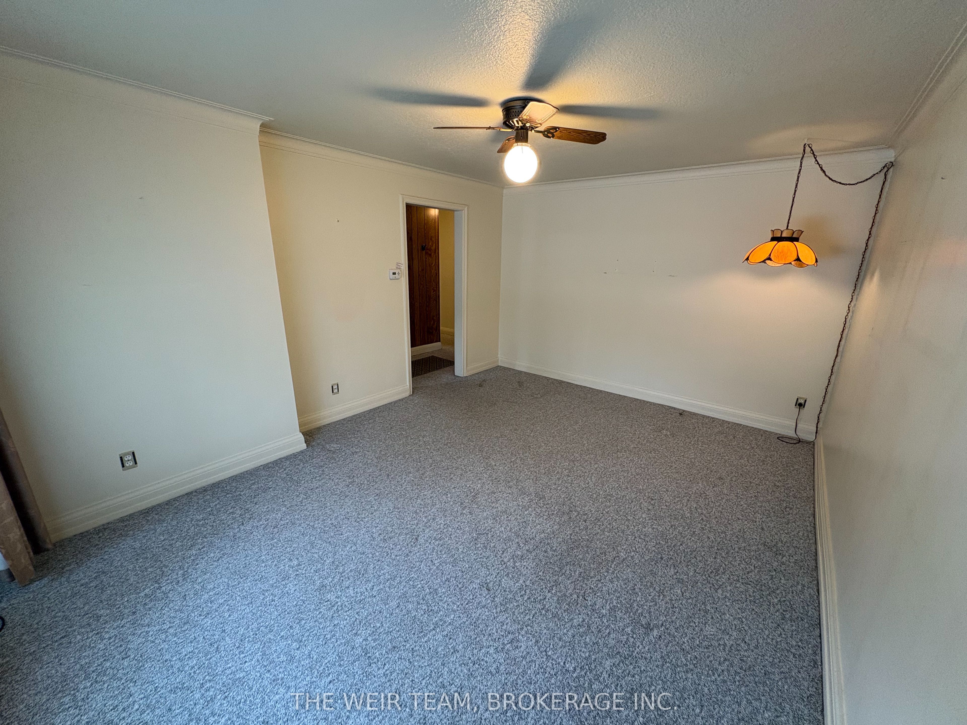 32 Meadowview Avenue